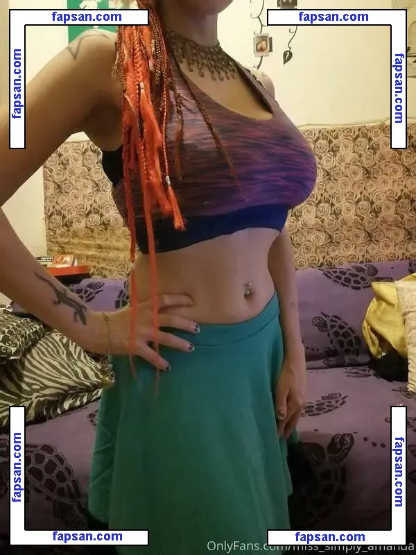 miss_simply_amanda nude photo #0002 from OnlyFans
