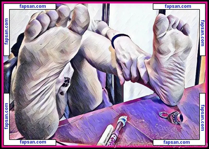 miss_simply_amanda nude photo #0010 from OnlyFans