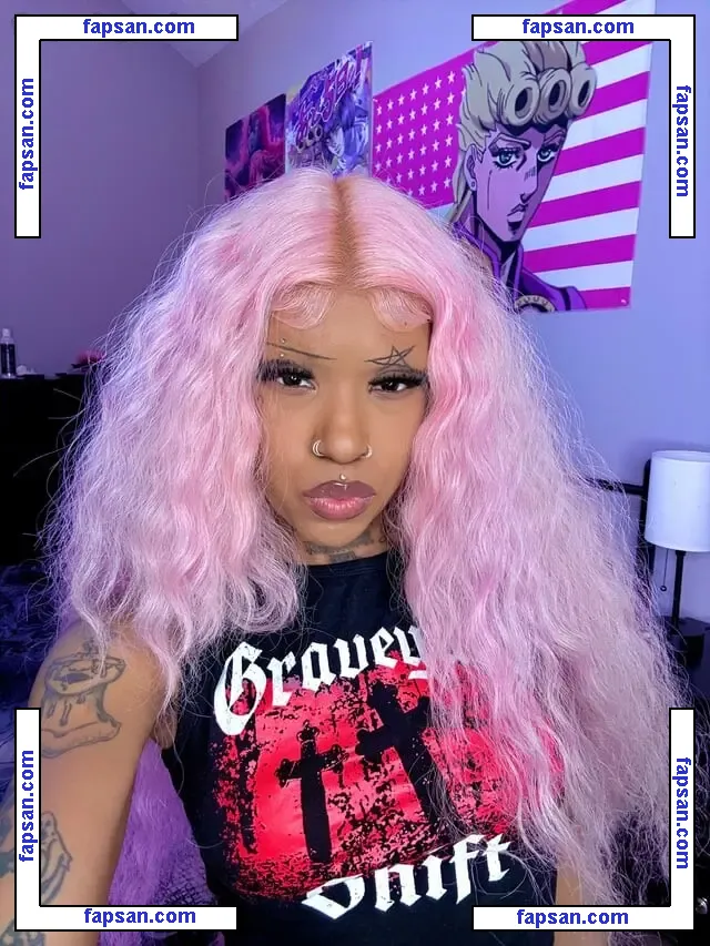 Miss Spookie голая фото #0014 с Онлифанс