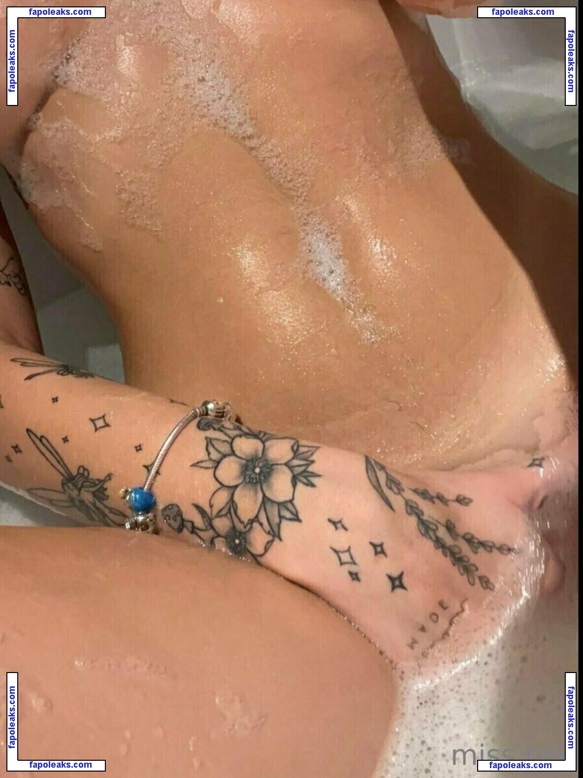 miss.x.bee / miss.xbee nude photo #0398 from OnlyFans