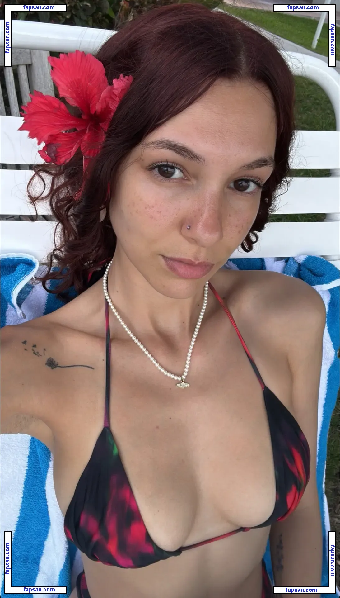miss.x.bee nude photo #0467 from OnlyFans