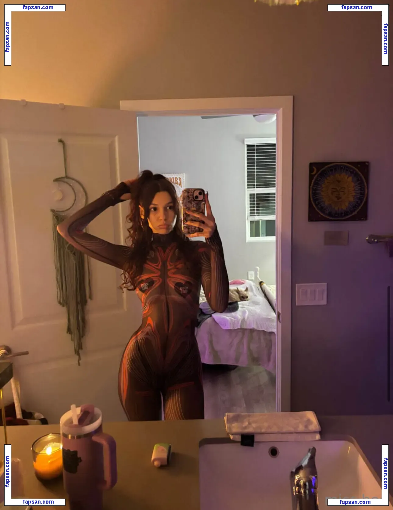 miss.x.bee nude photo #0470 from OnlyFans