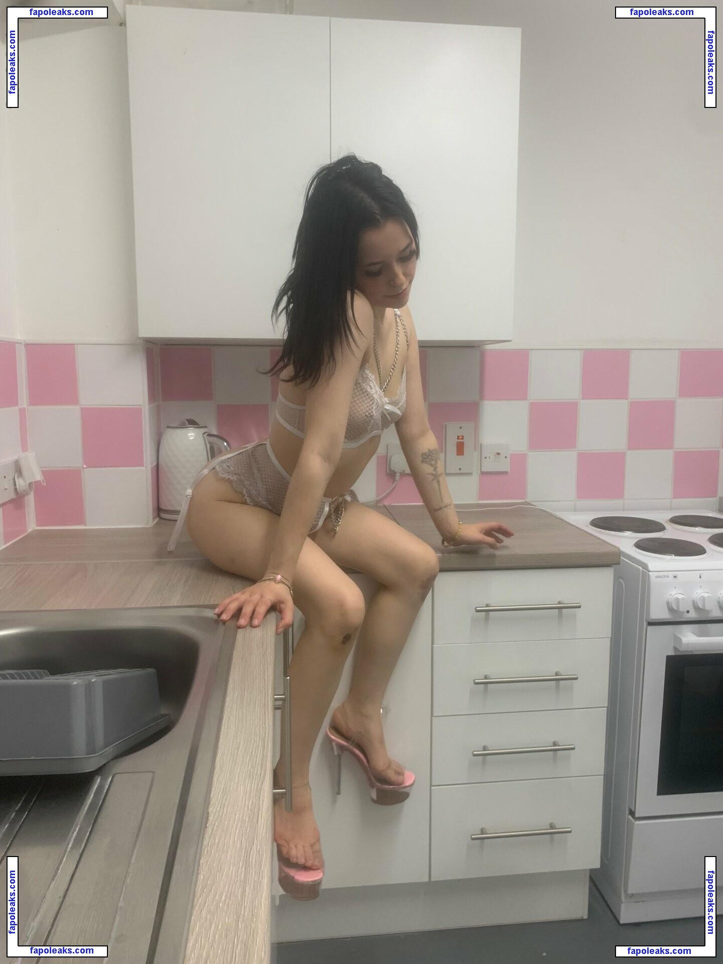 missbonniexxxx / thatgirlbonnie.xx nude photo #0005 from OnlyFans