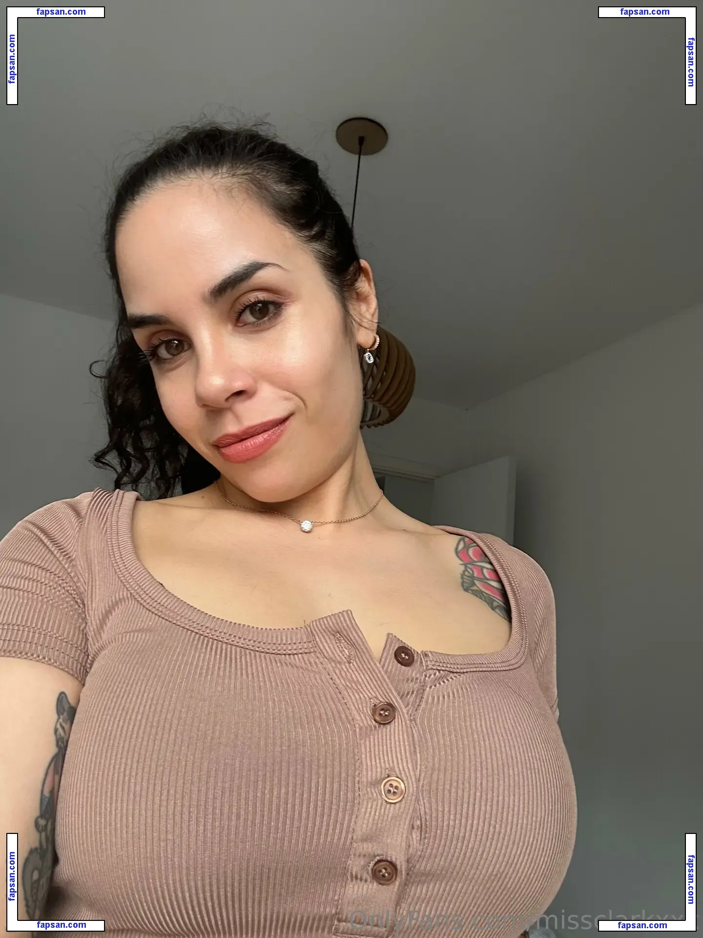 missclarkxxx nude photo #0014 from OnlyFans