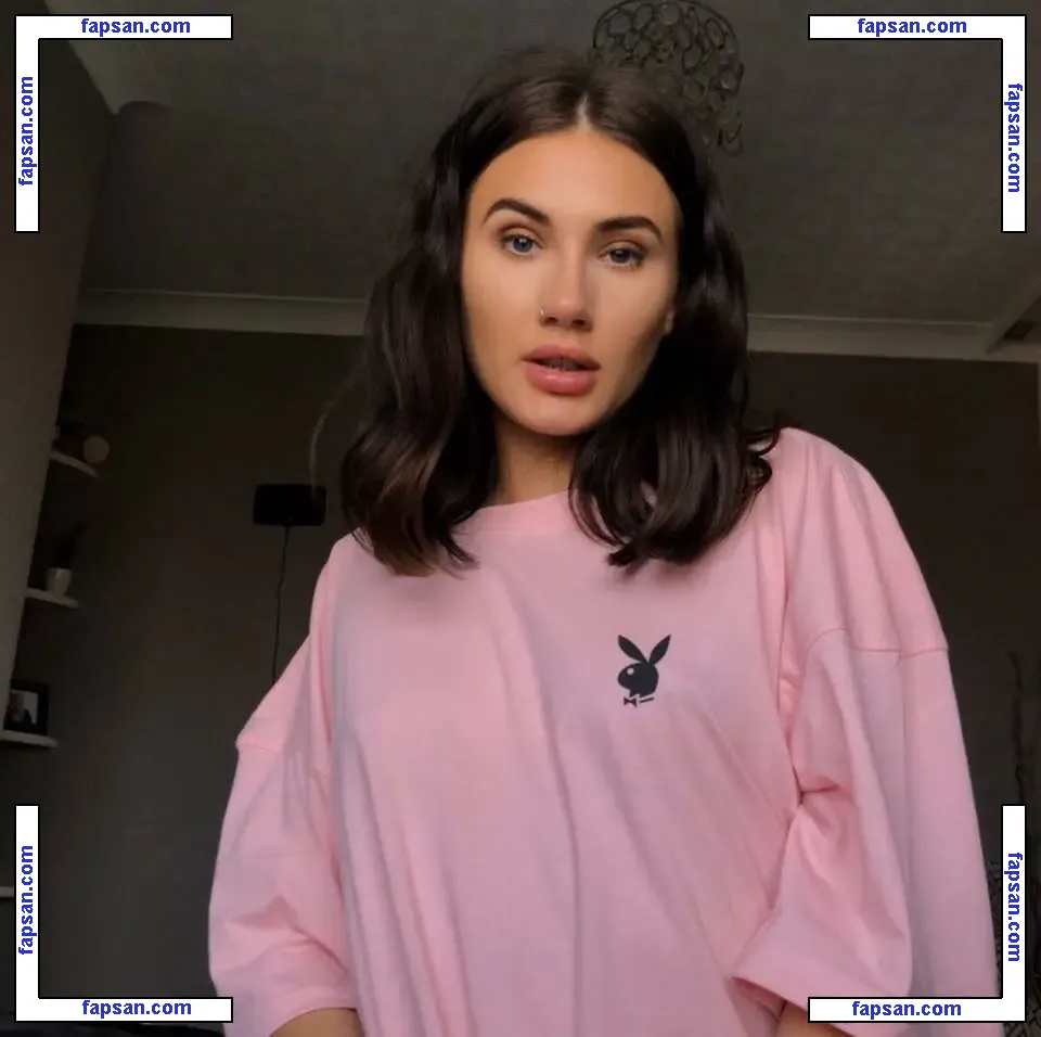 misscourtneyxo голая фото #0003 с Онлифанс