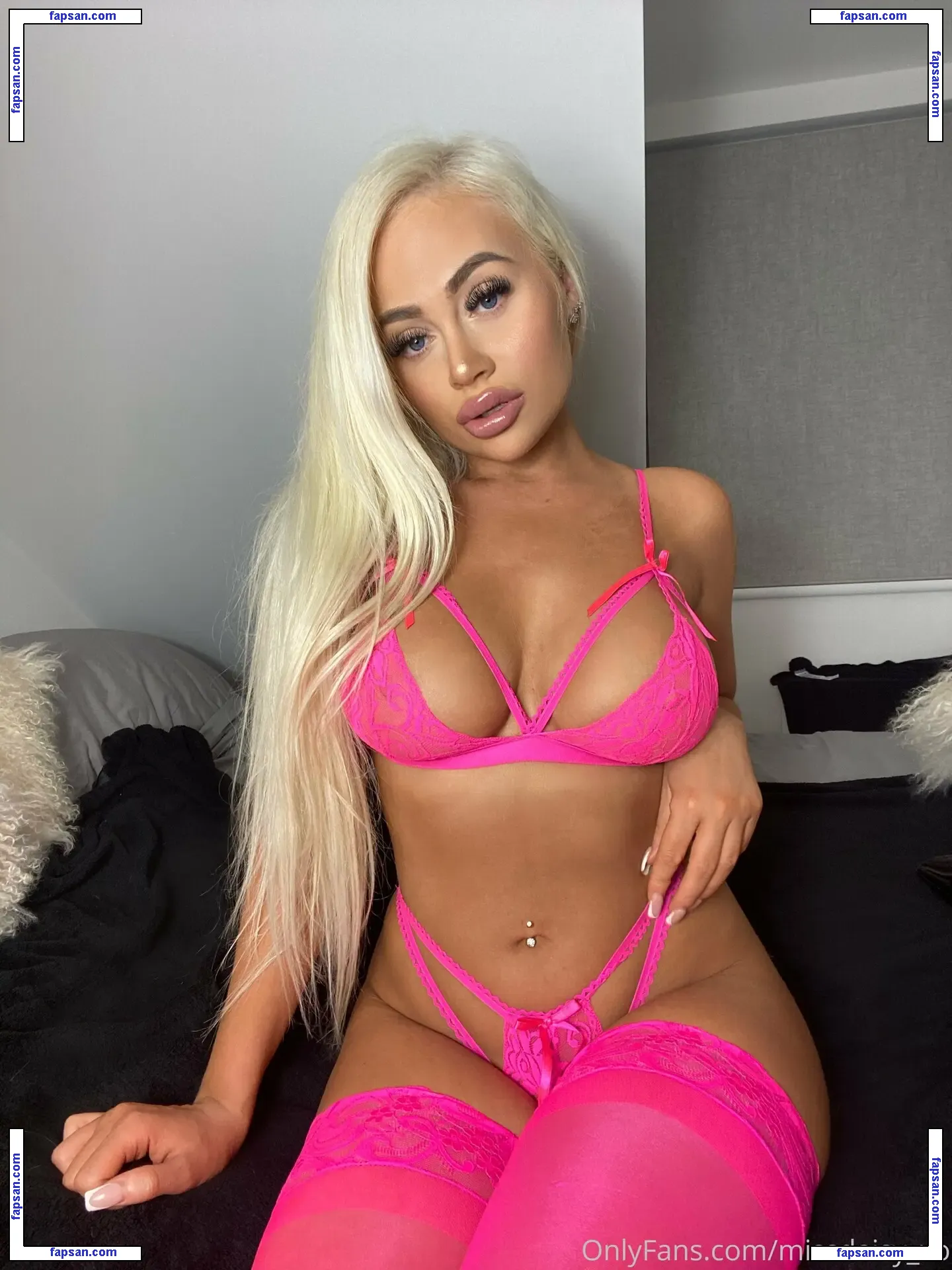 missdaisy_xo nude photo #0014 from OnlyFans