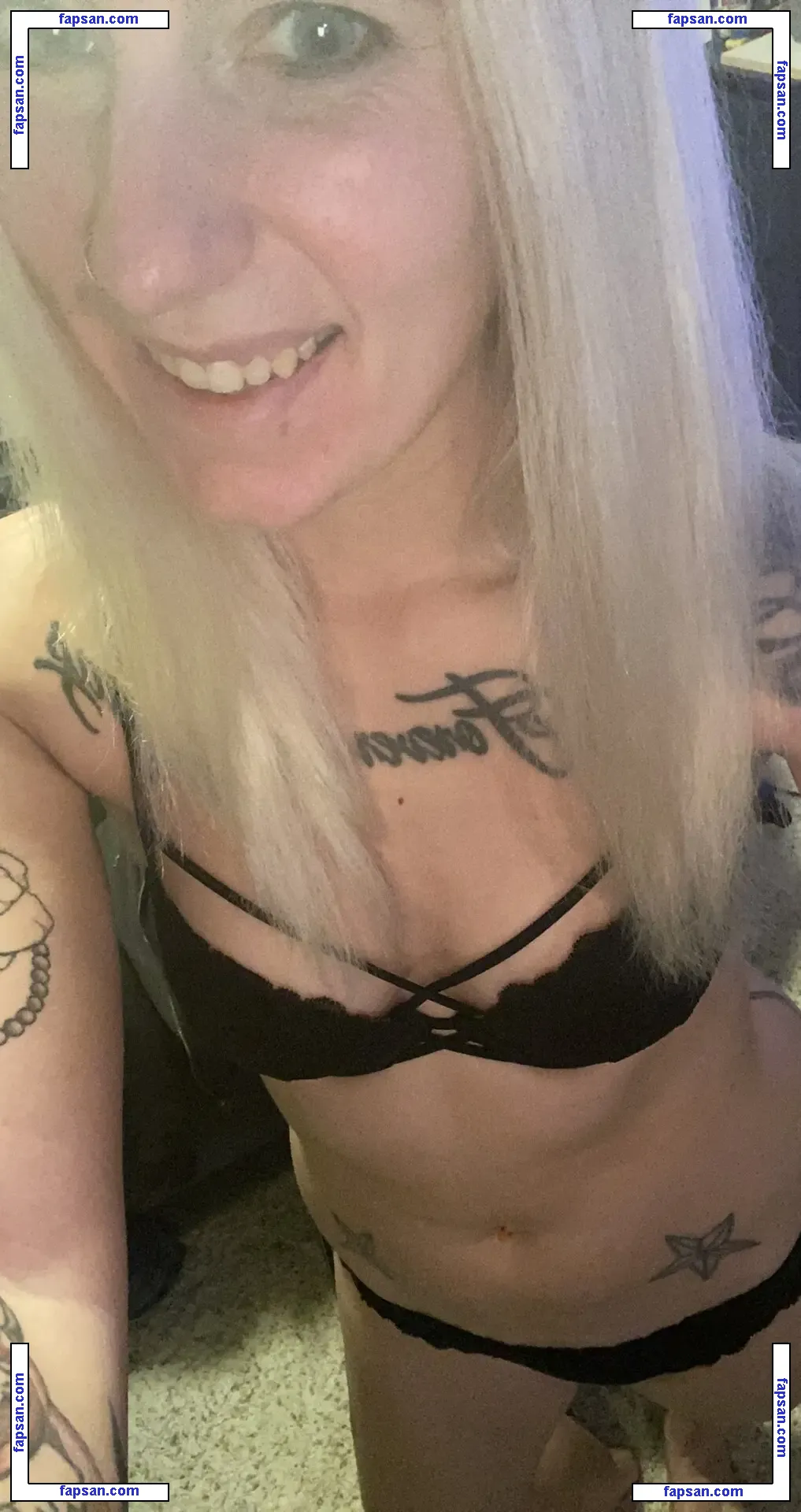 missdevilaj голая фото #0002 с Онлифанс