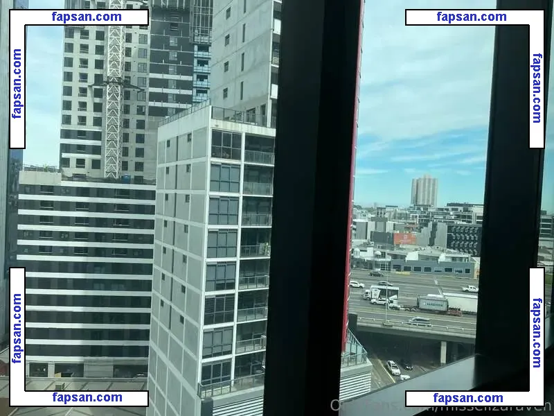 misselizaraven голая фото #0028 с Онлифанс