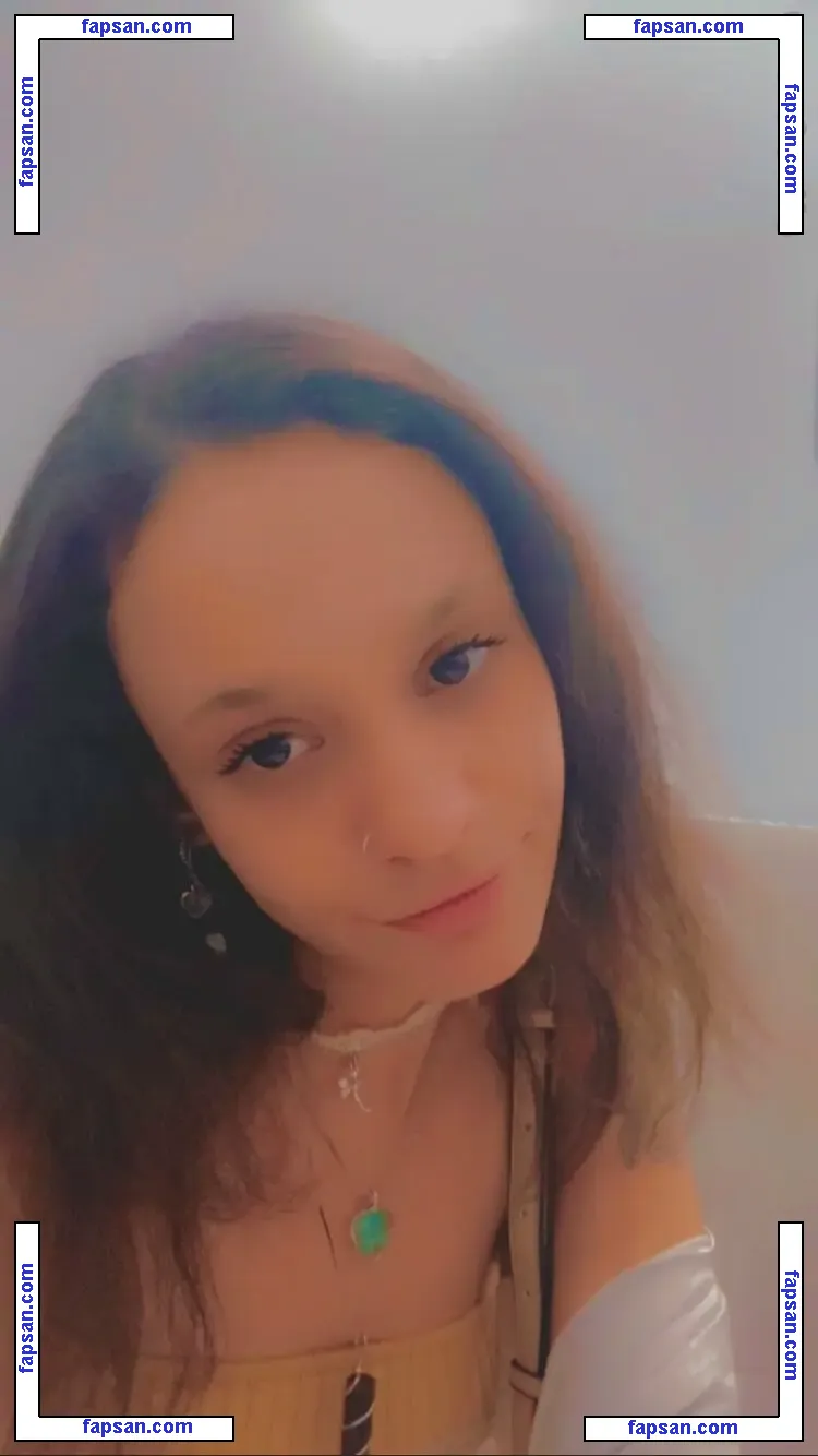 MissFairy nude photo #0028 from OnlyFans