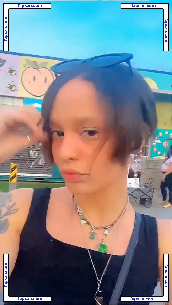 MissFairy nude photo #0037 from OnlyFans