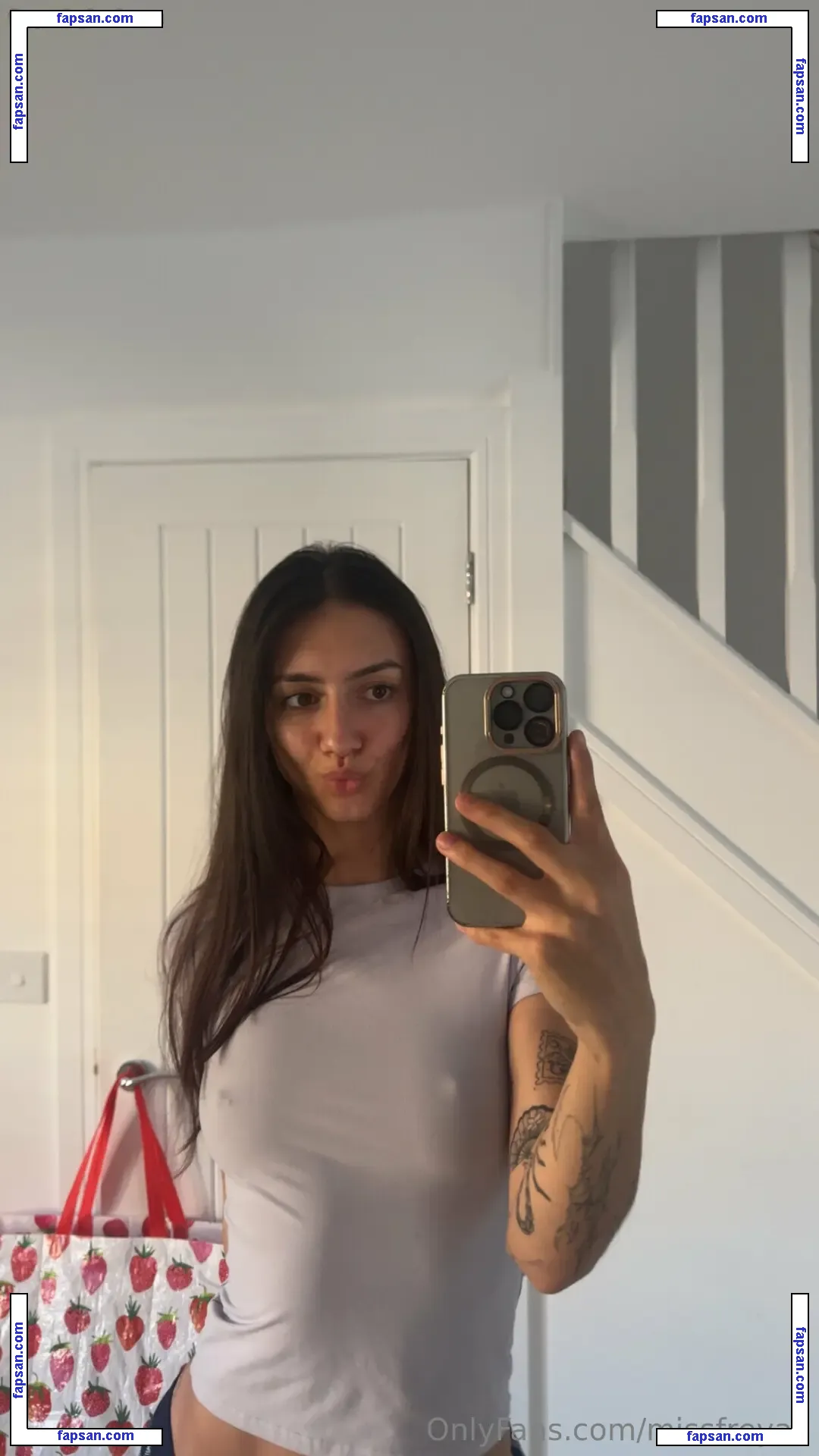 missfreyaxo nude photo #0002 from OnlyFans