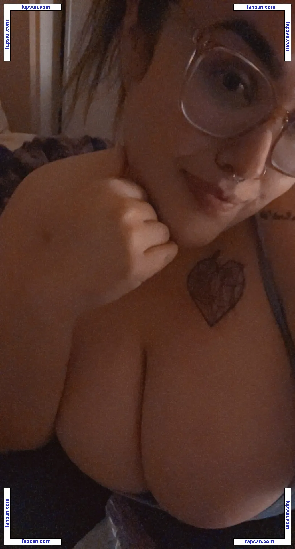 Misskayheart nude photo #0001 from OnlyFans