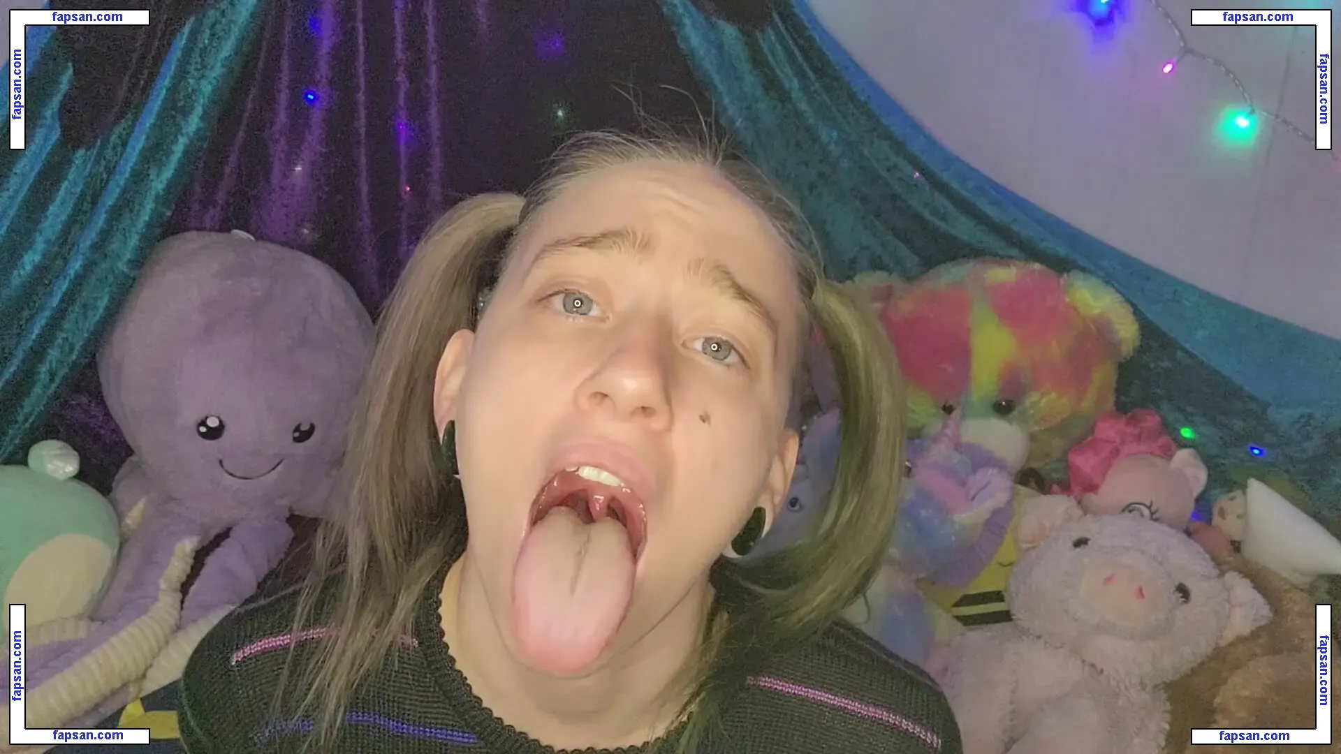 Misskittylyn голая фото #0016 с Онлифанс