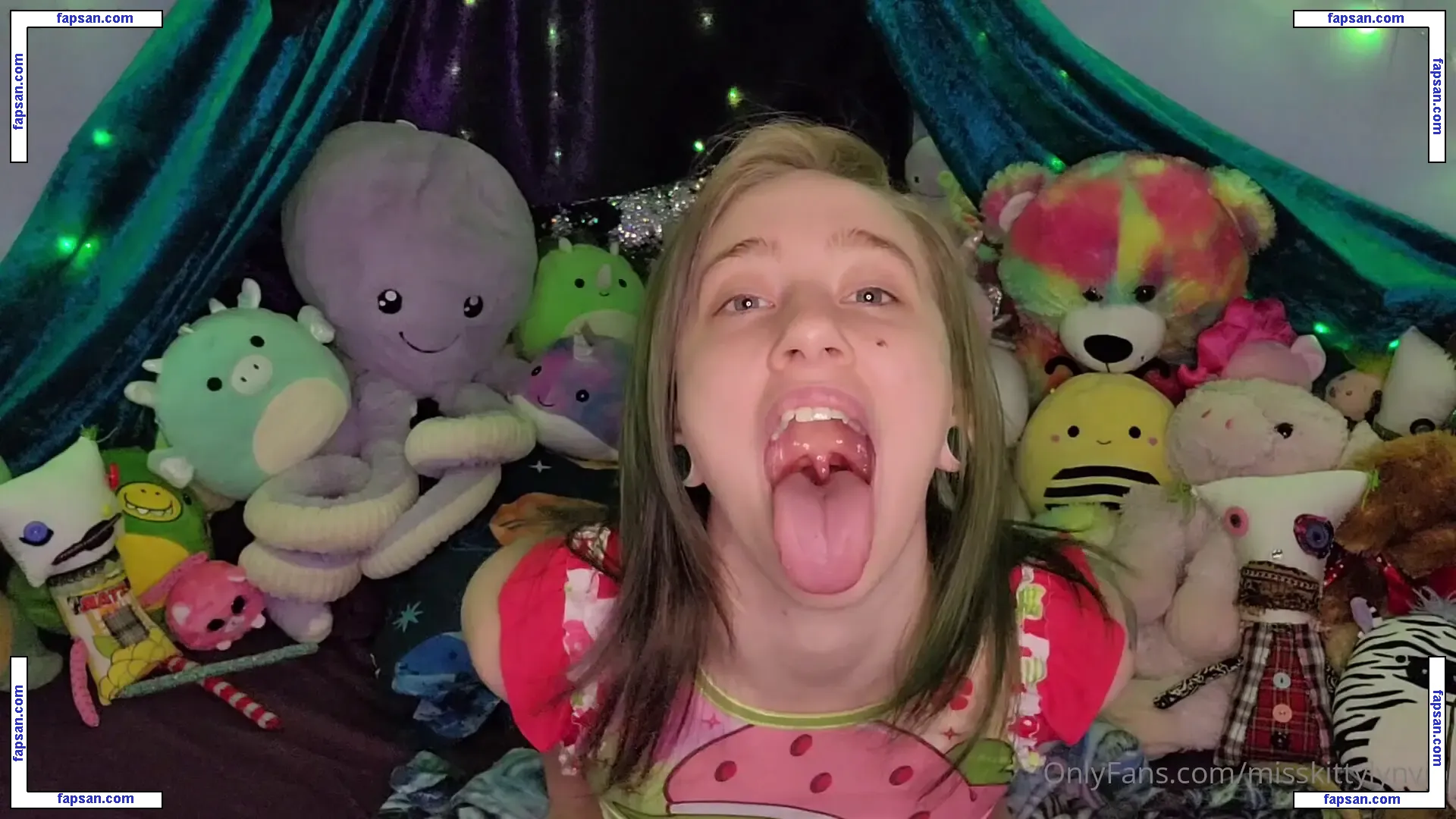 Misskittylyn голая фото #0022 с Онлифанс