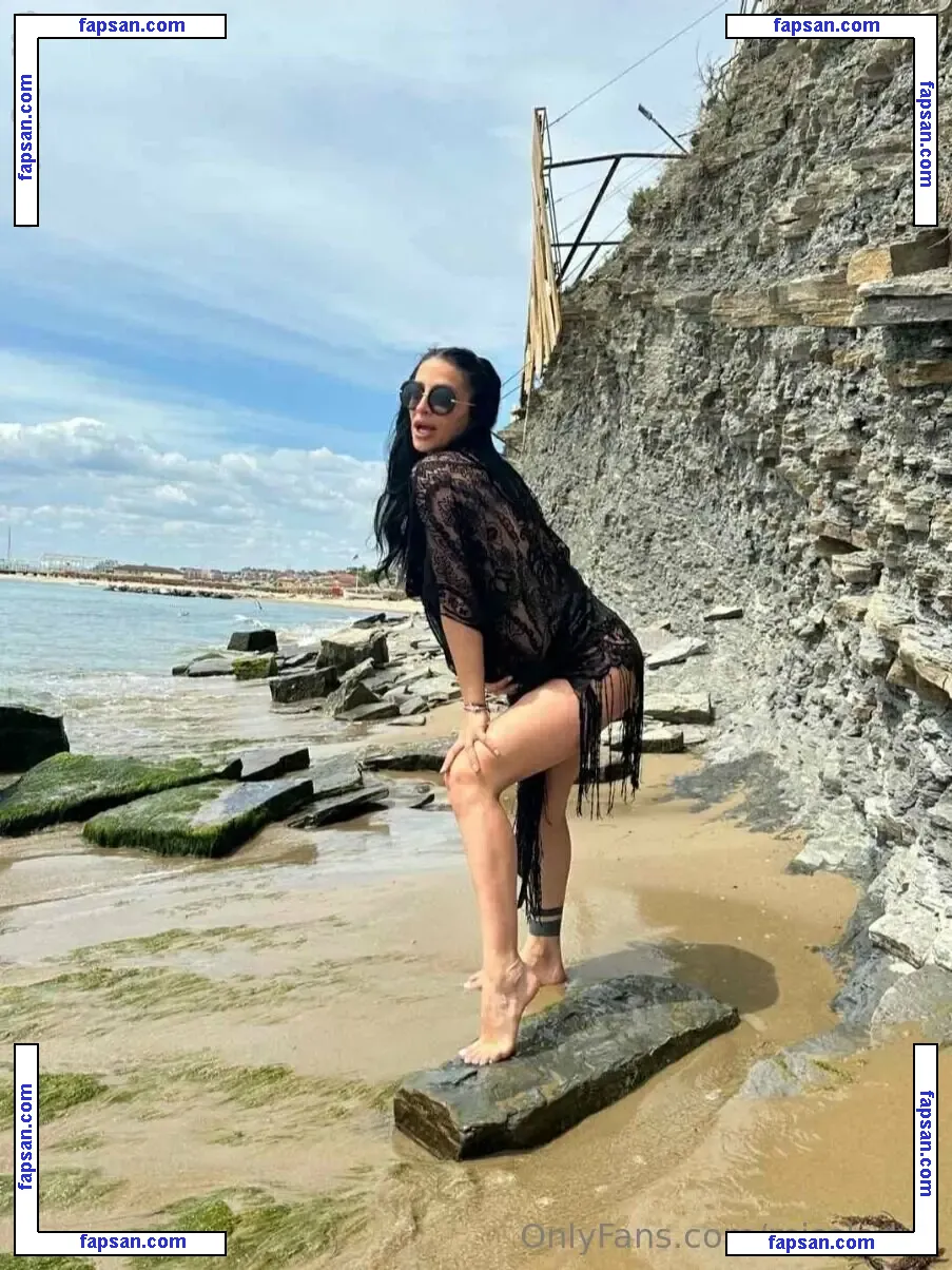 misslady8 nude photo #0025 from OnlyFans