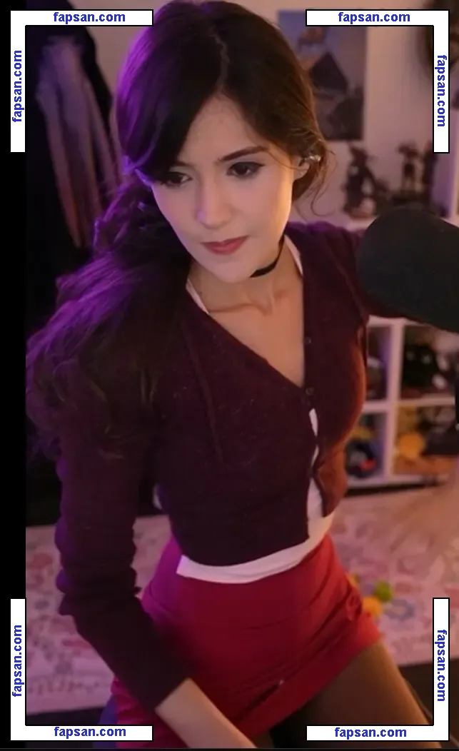 missluality голая фото #0028 с Онлифанс