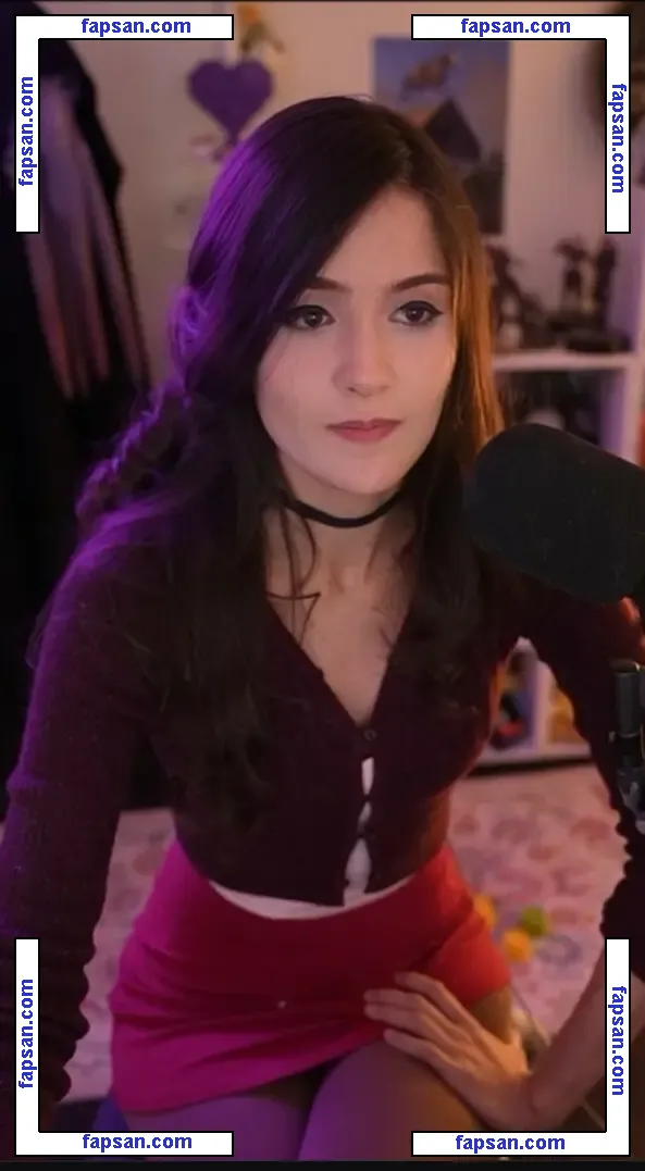 missluality голая фото #0029 с Онлифанс