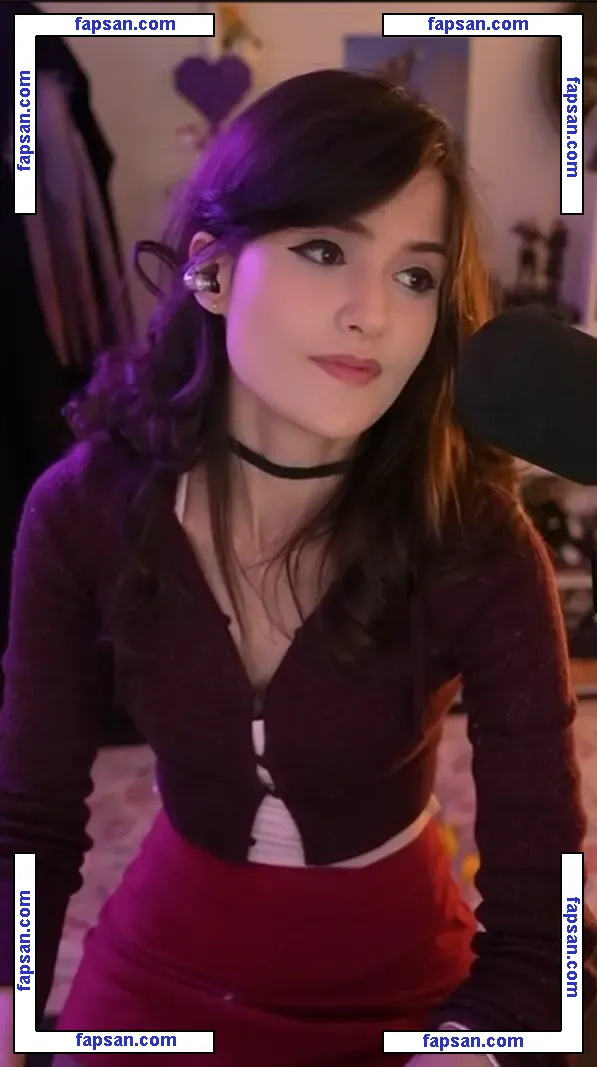 missluality голая фото #0030 с Онлифанс