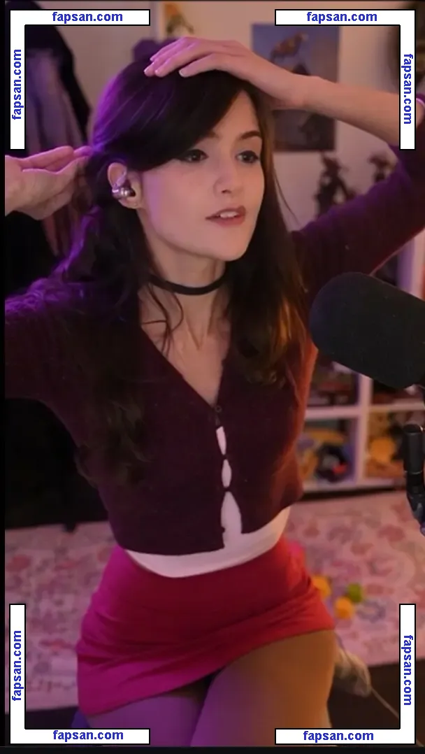 missluality голая фото #0031 с Онлифанс