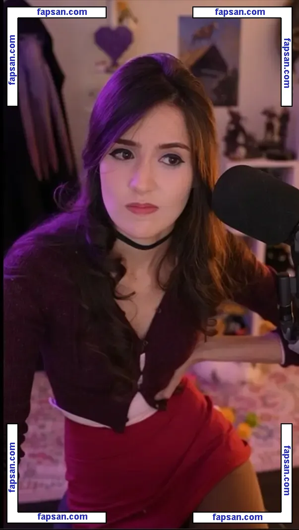 missluality голая фото #0037 с Онлифанс