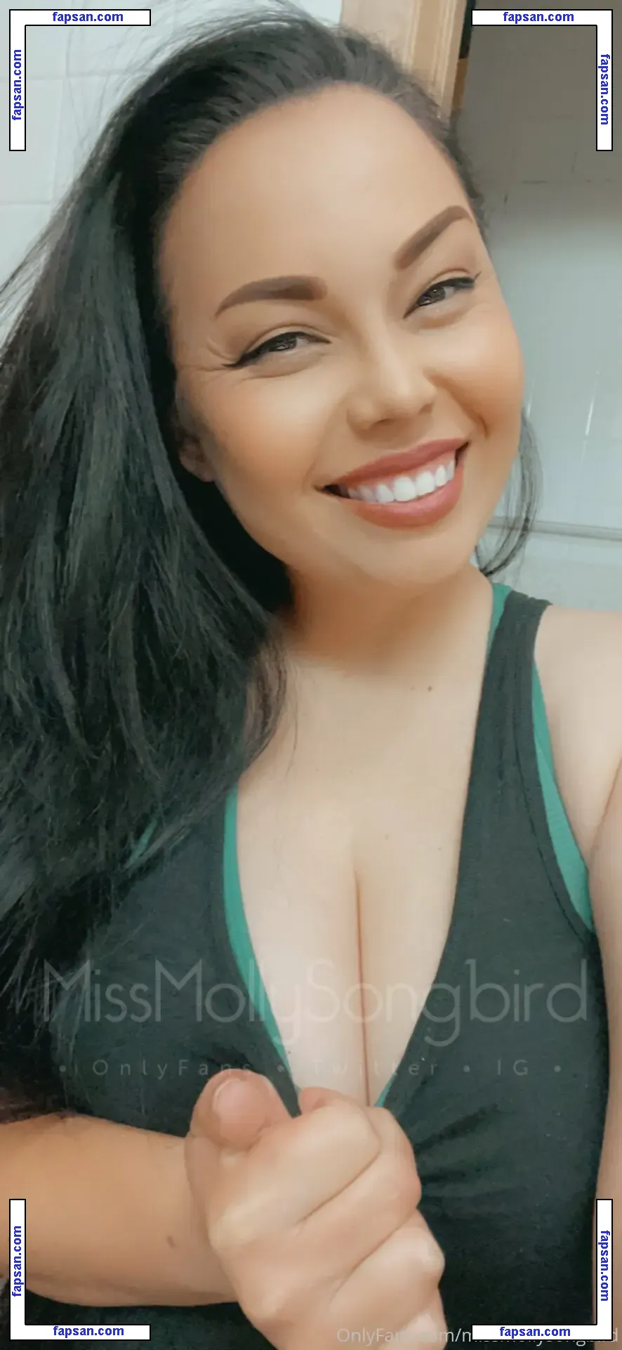 missmollysongbird nude photo #0020 from OnlyFans
