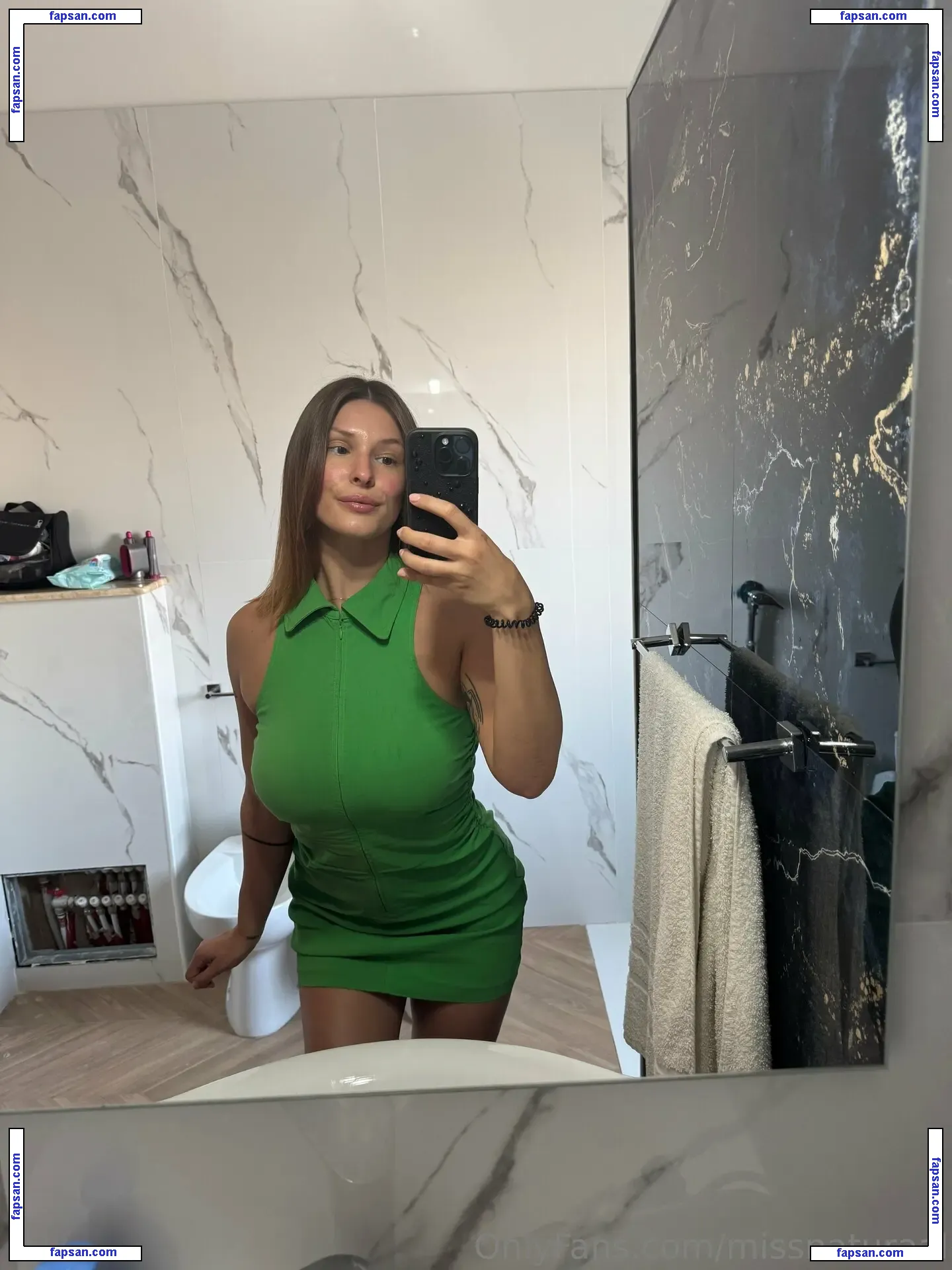 missnaturaal nude photo #0021 from OnlyFans
