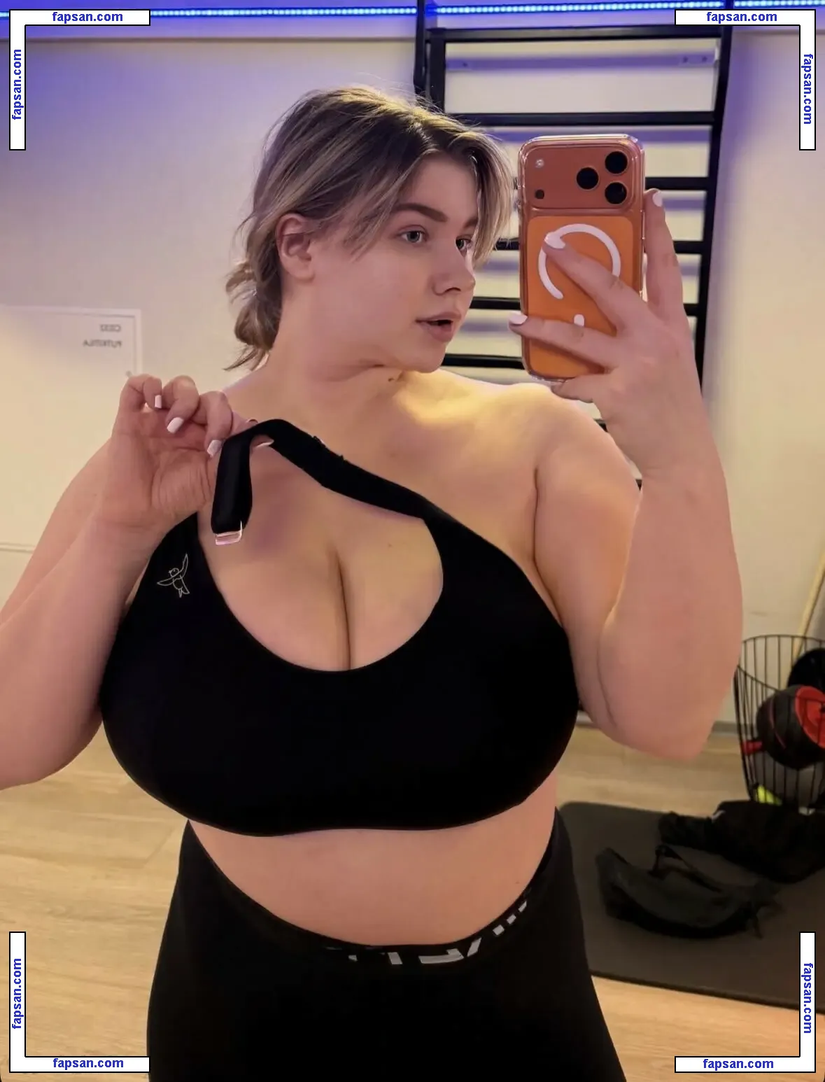 MissParaskeva голая фото #0439 с Онлифанс