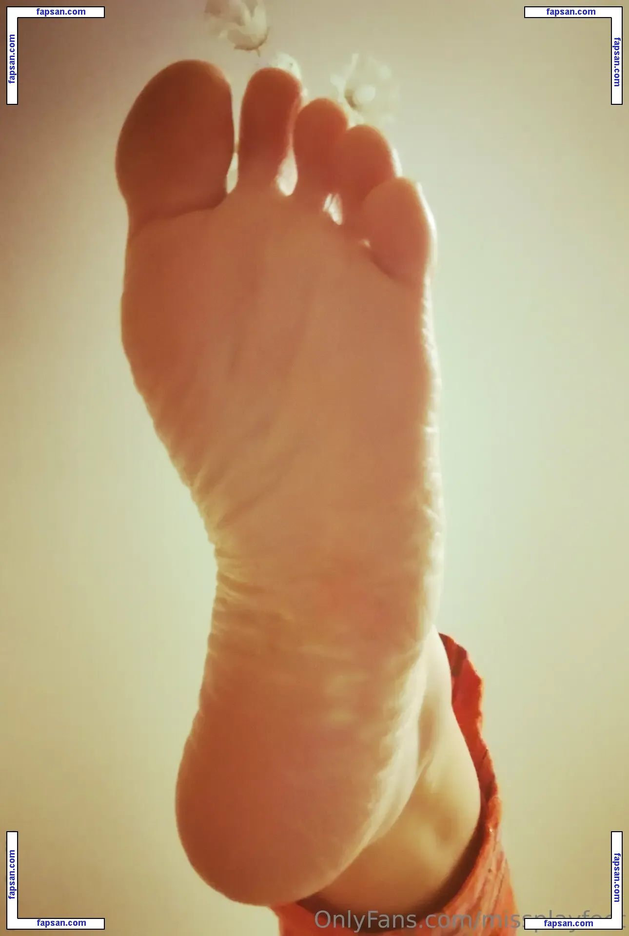missplayfeet nude photo #0010 from OnlyFans