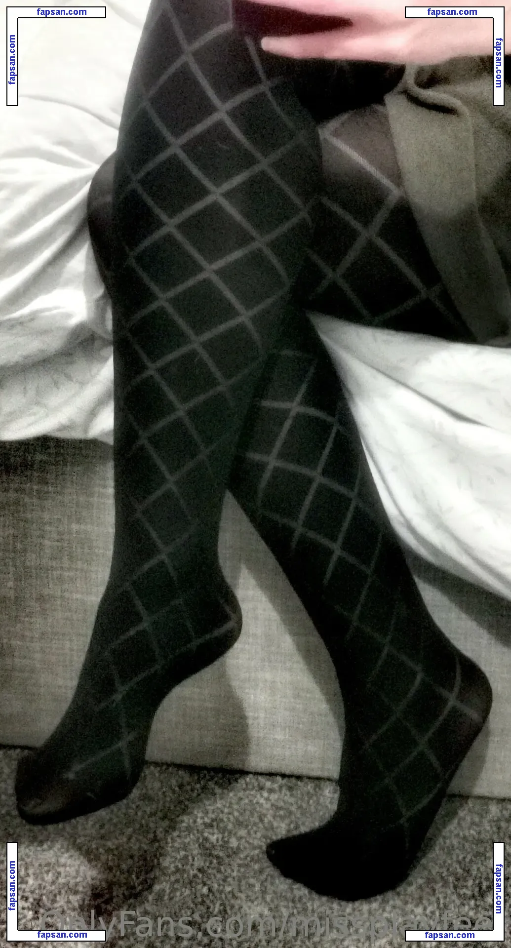 missplayfeet nude photo #0012 from OnlyFans