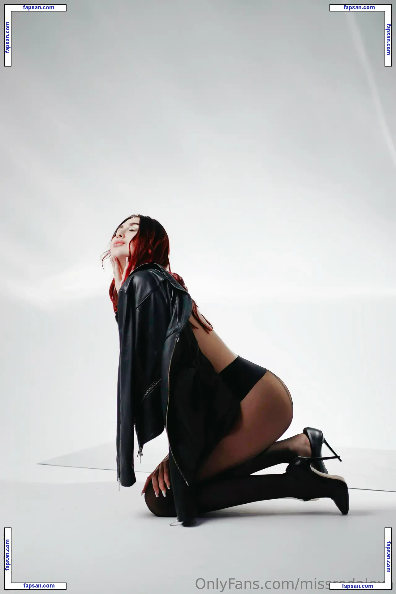 missredalexa nude photo #0001 from OnlyFans