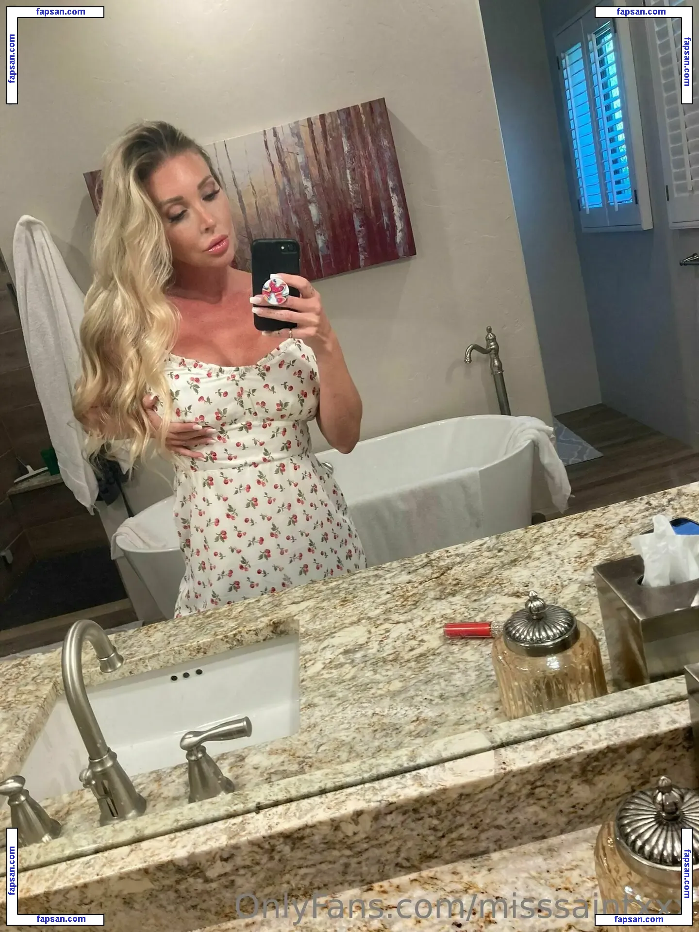 misssaintxxx nude photo #0136 from OnlyFans