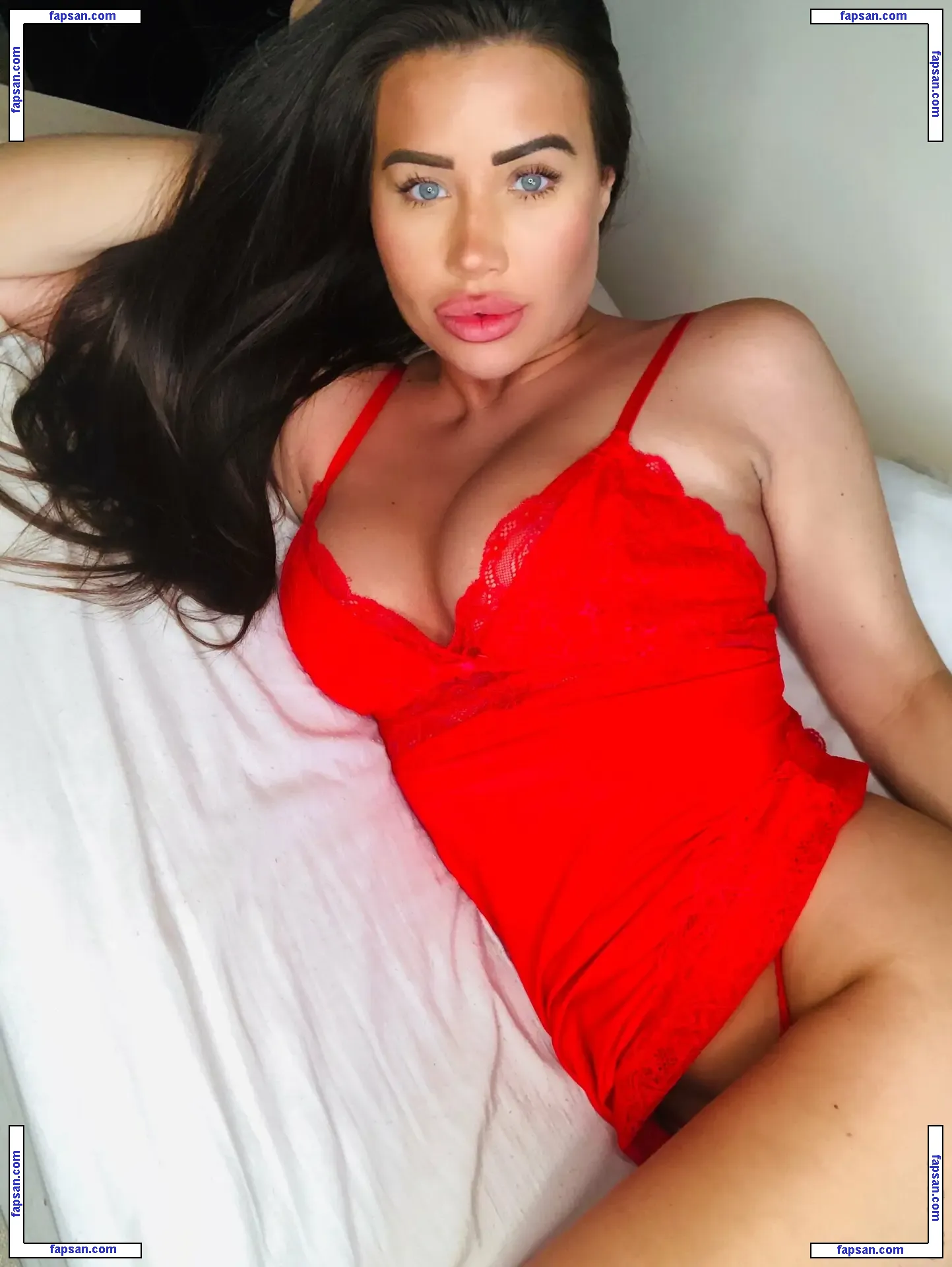 missscarletrose nude photo #0028 from OnlyFans