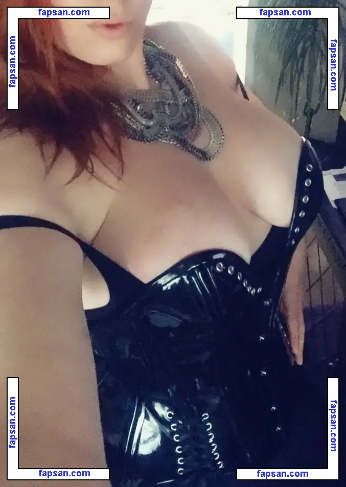 Mistressraven666 nude photo #0001 from OnlyFans