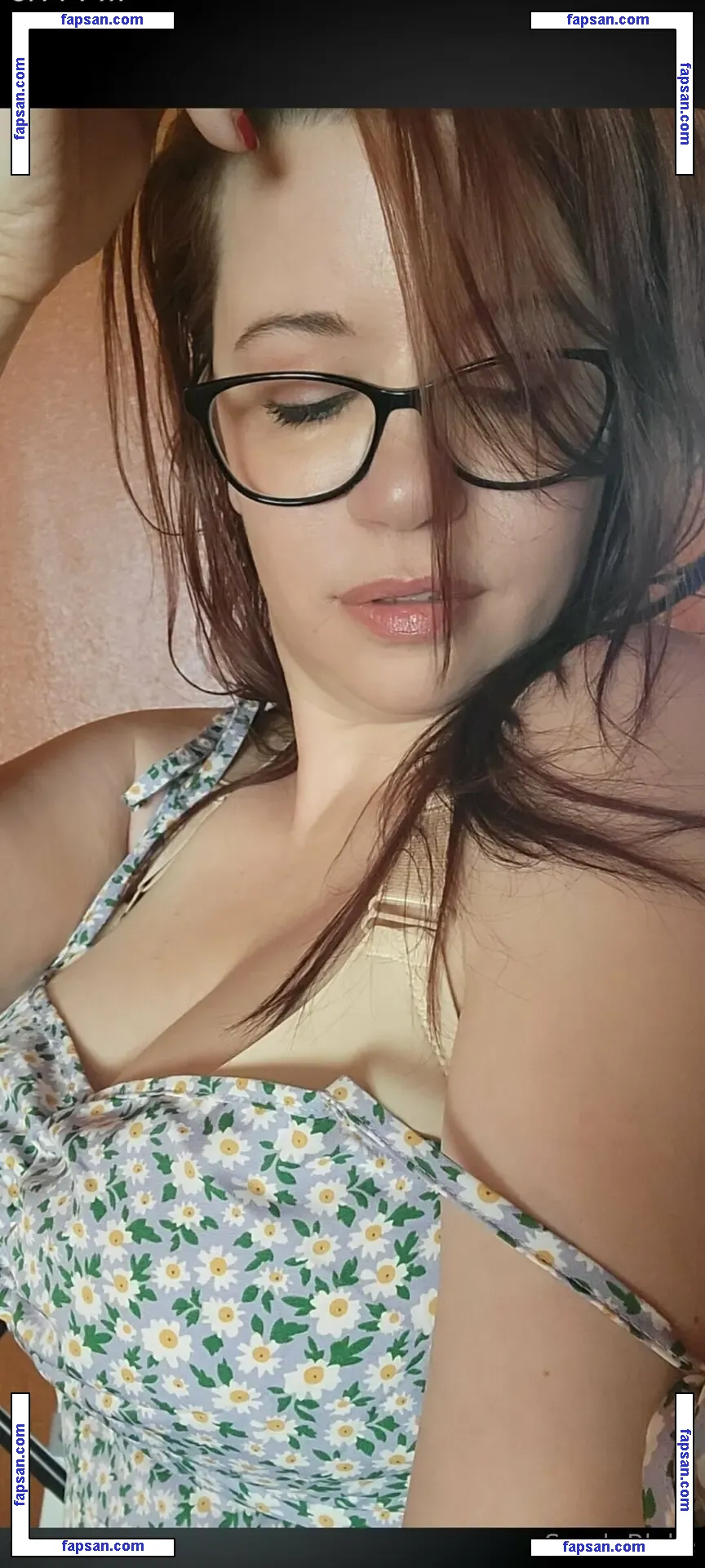 mistresssarahblake nude photo #0045 from OnlyFans