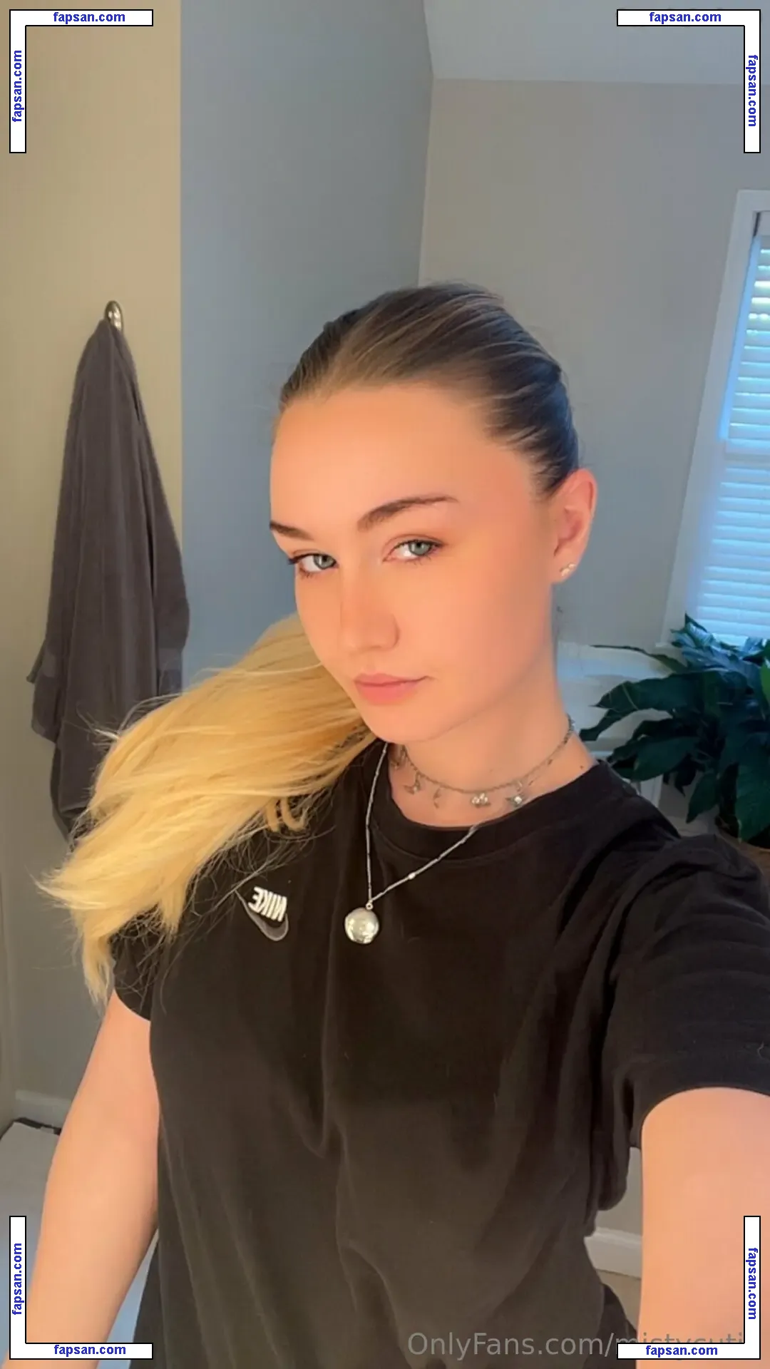 MistyCutie nude photo #0057 from OnlyFans