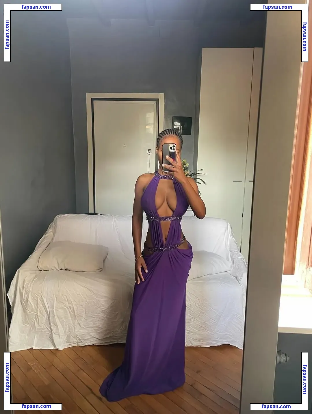 mitchumtanya голая фото #0001 с Онлифанс