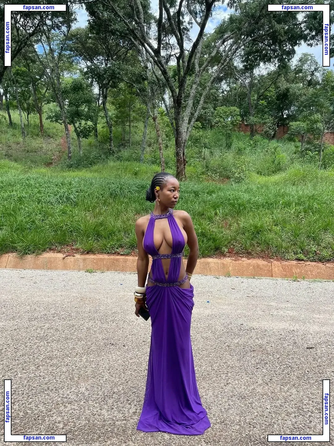 mitchumtanya голая фото #0009 с Онлифанс