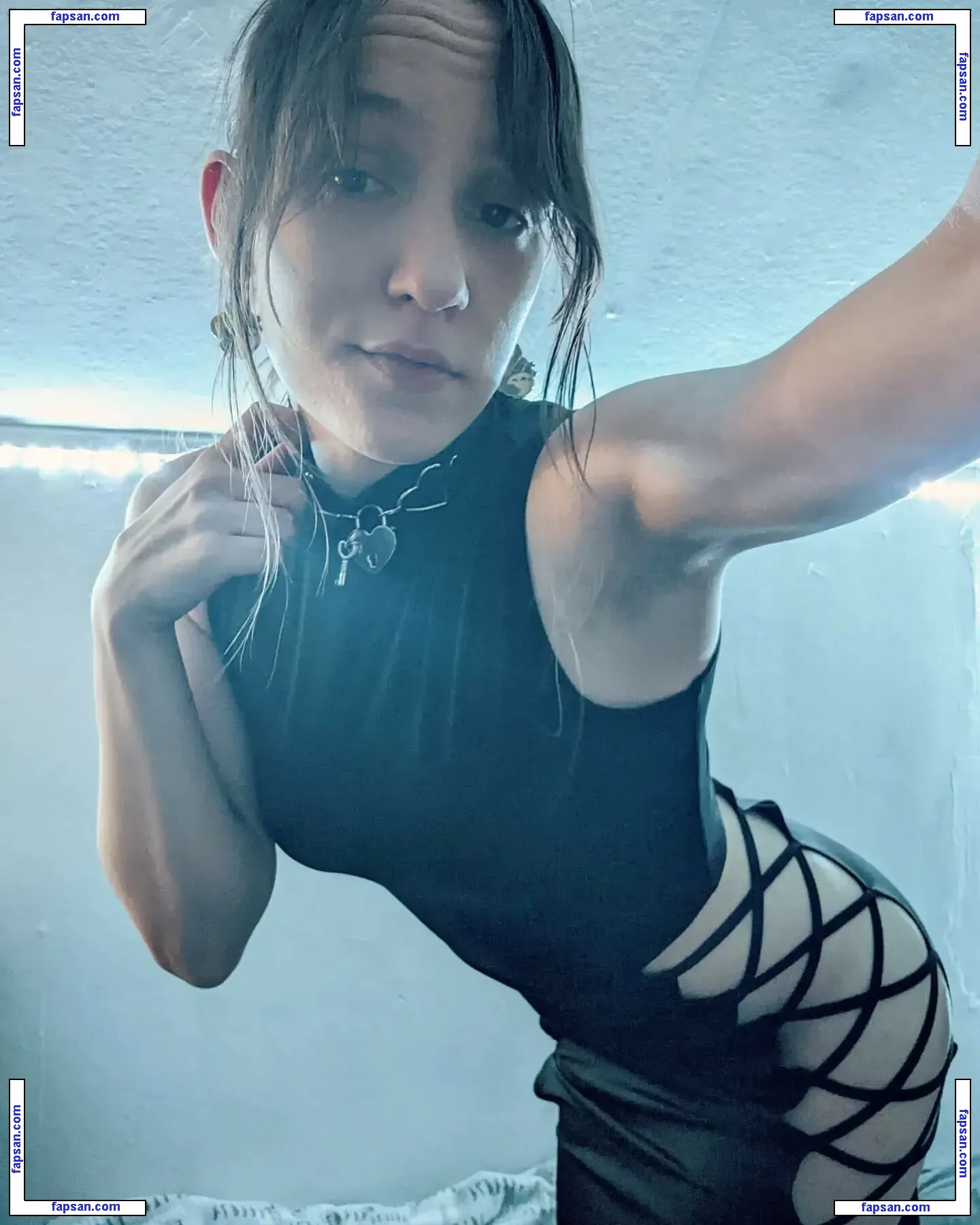 Mithrynkat nude photo #0002 from OnlyFans