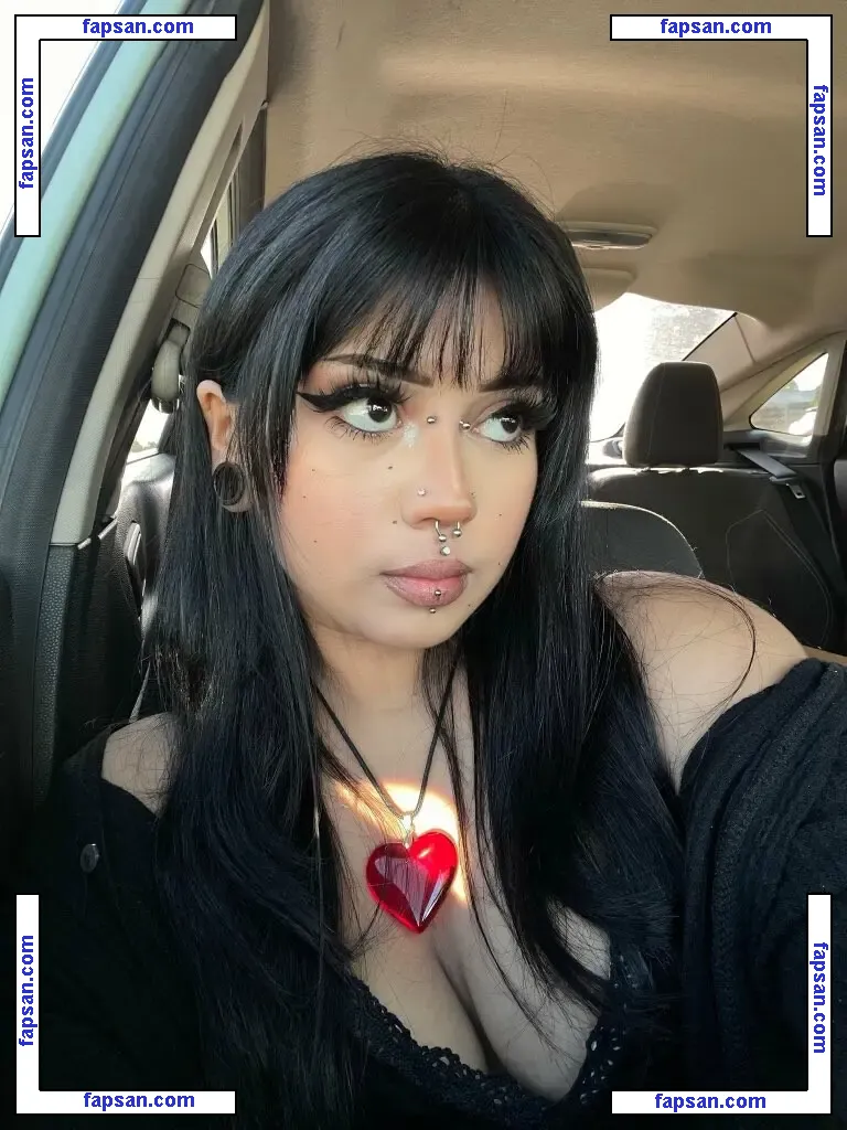 mitskisdaught3r nude photo #0006 from OnlyFans