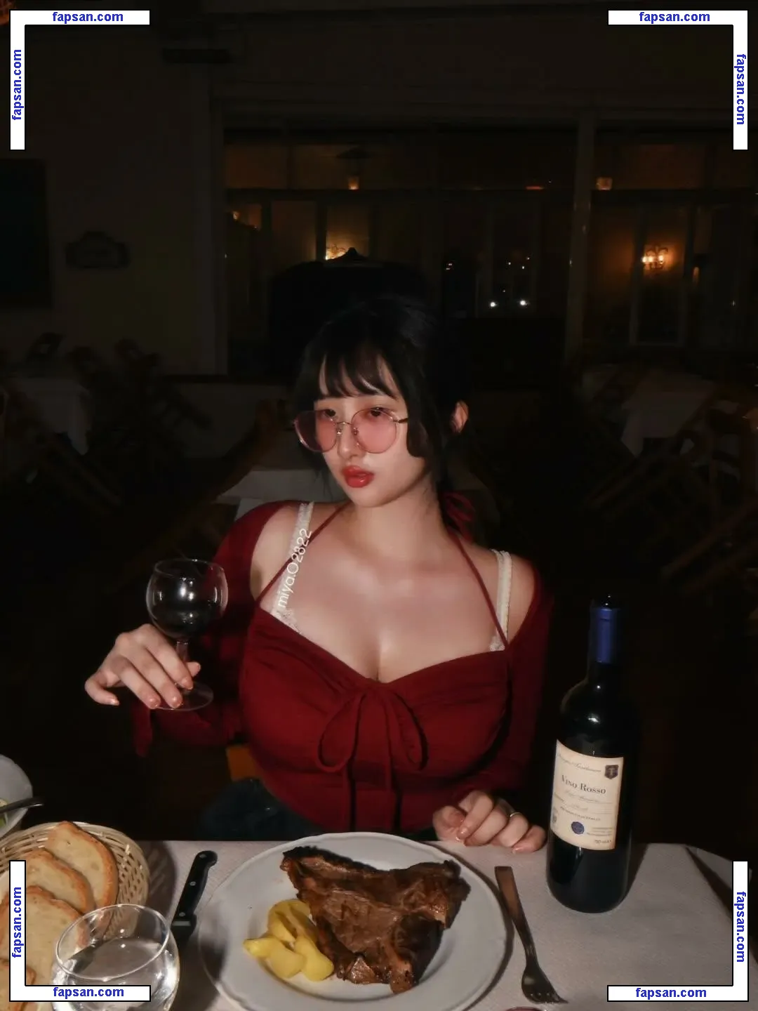 Miya.02822 голая фото #0015 с Онлифанс