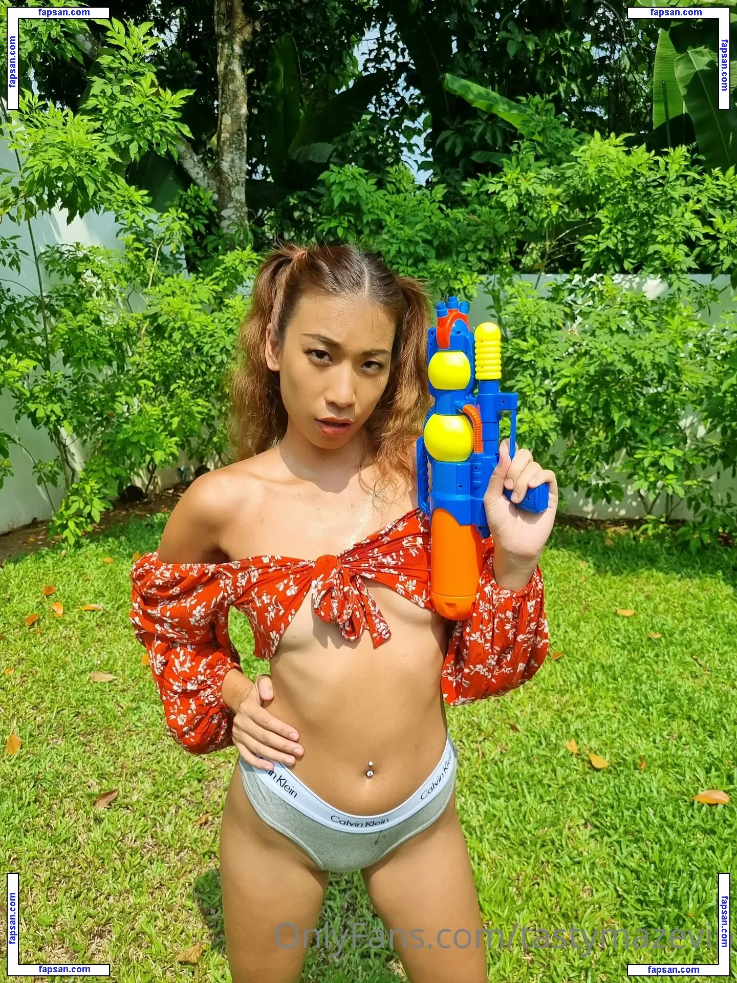 miyamaze nude photo #0015 from OnlyFans