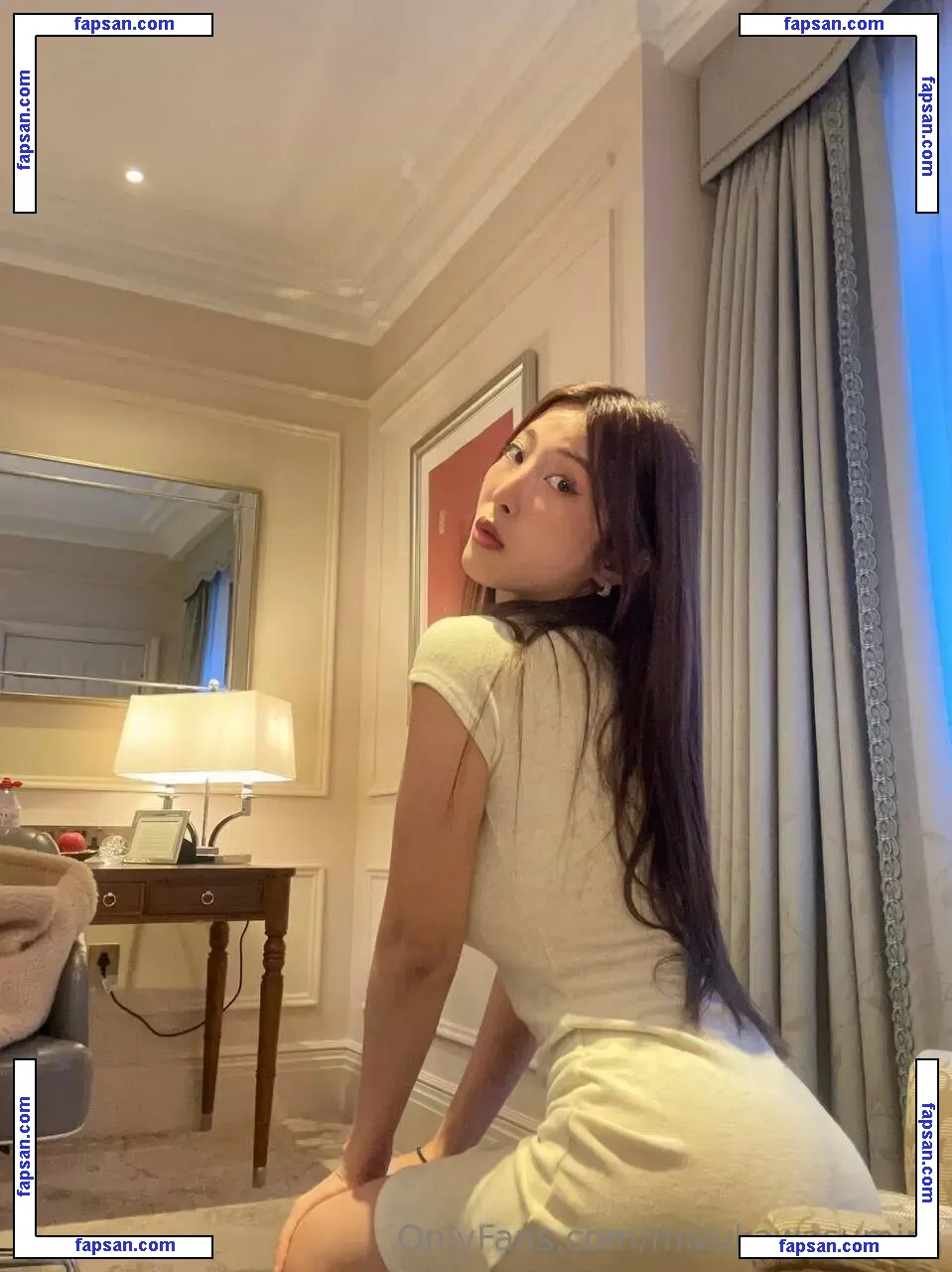 mizukawasumire nude photo #0043 from OnlyFans