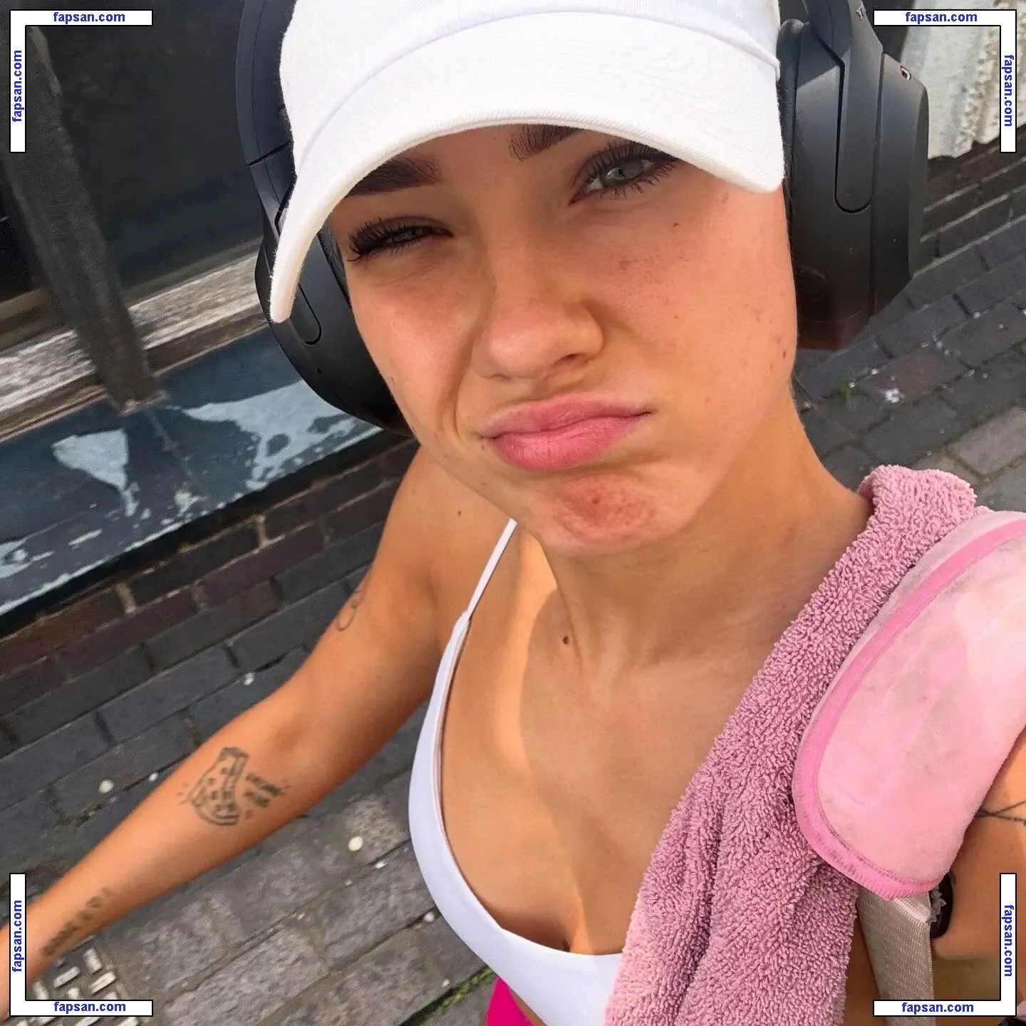 mkdobo nude photo #0006 from OnlyFans