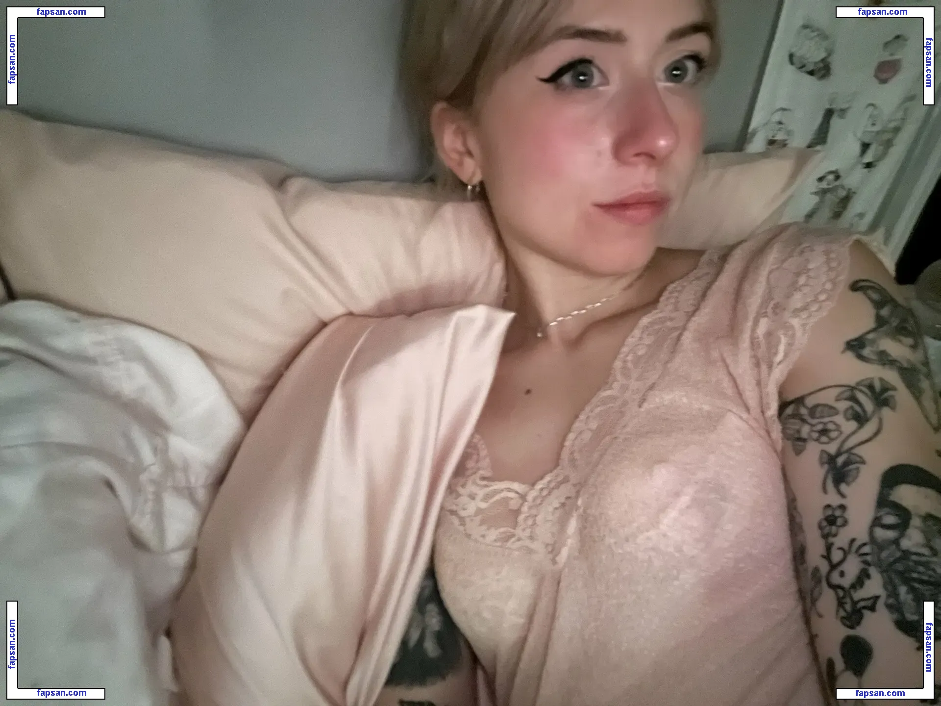 Mkultramilf nude photo #0008 from OnlyFans
