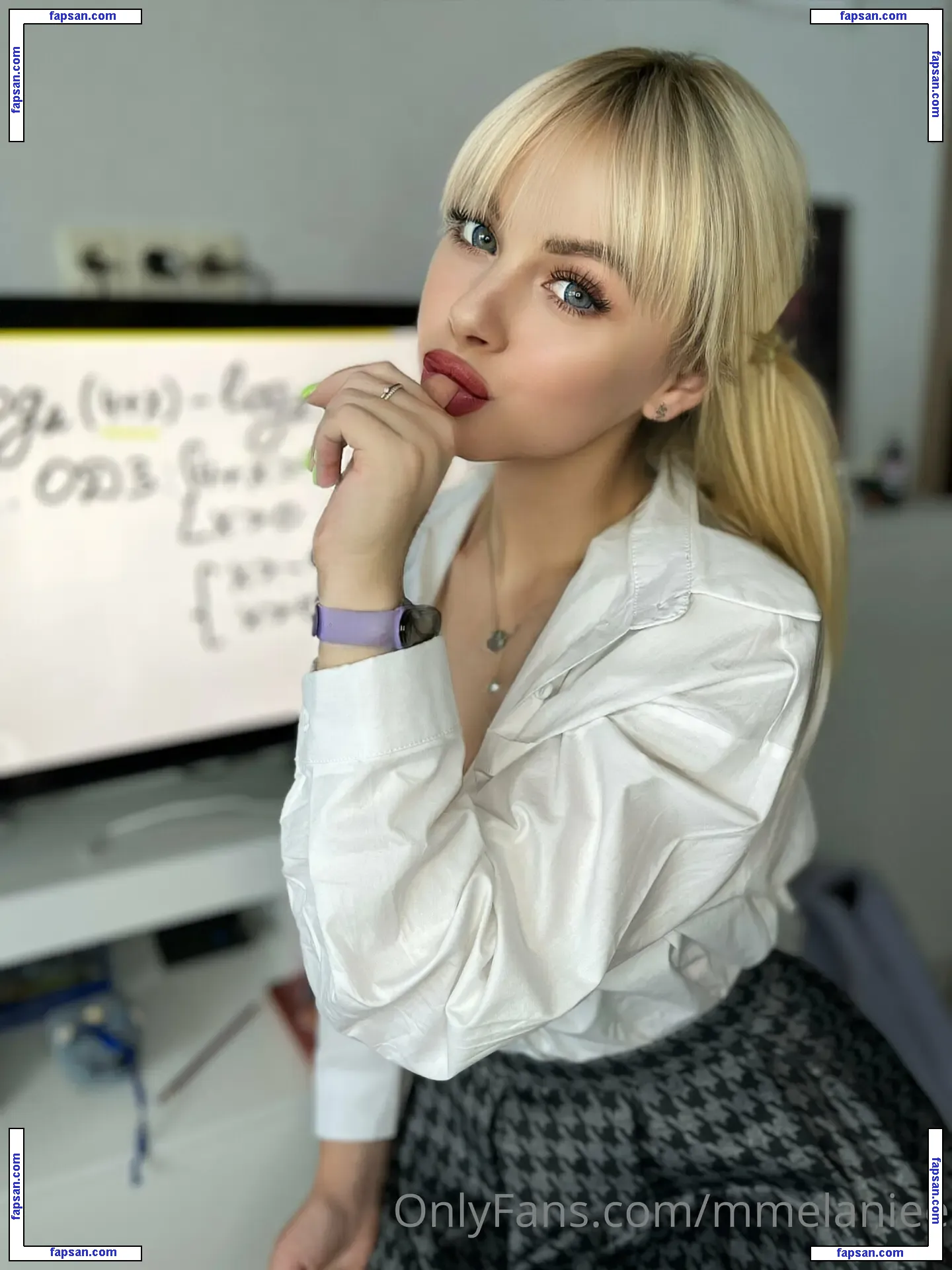 mmelaniee nude photo #0010 from OnlyFans