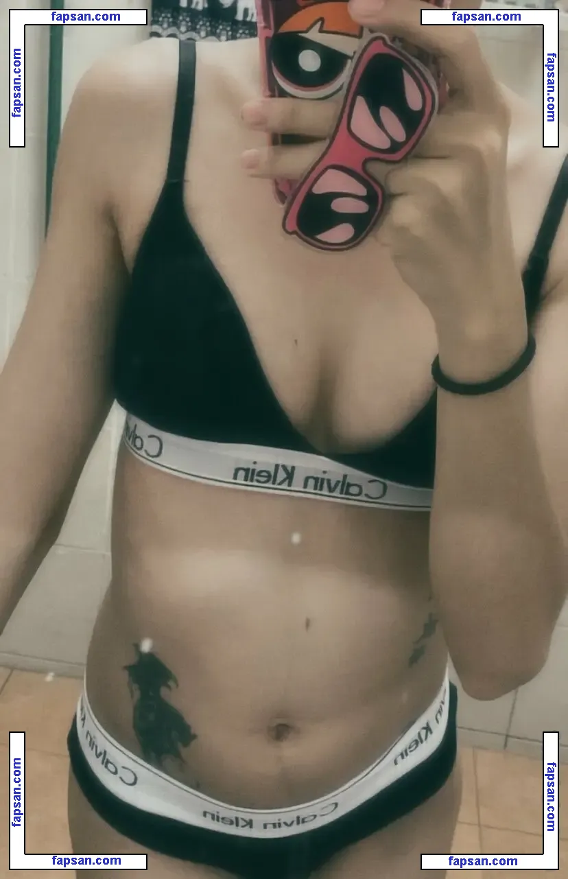 MMiko nude photo #0011 from OnlyFans