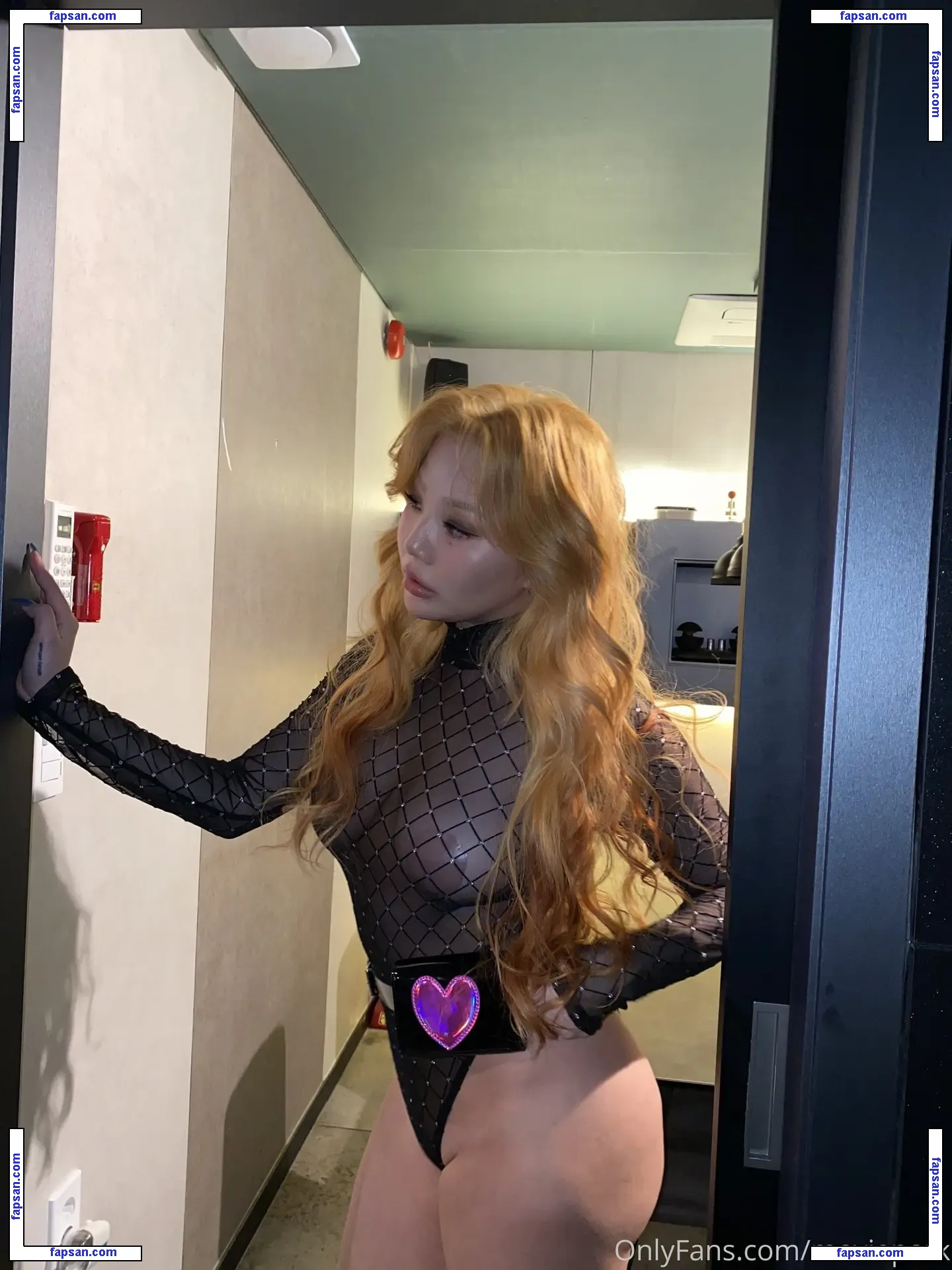 mmmovie_ nude photo #0010 from OnlyFans