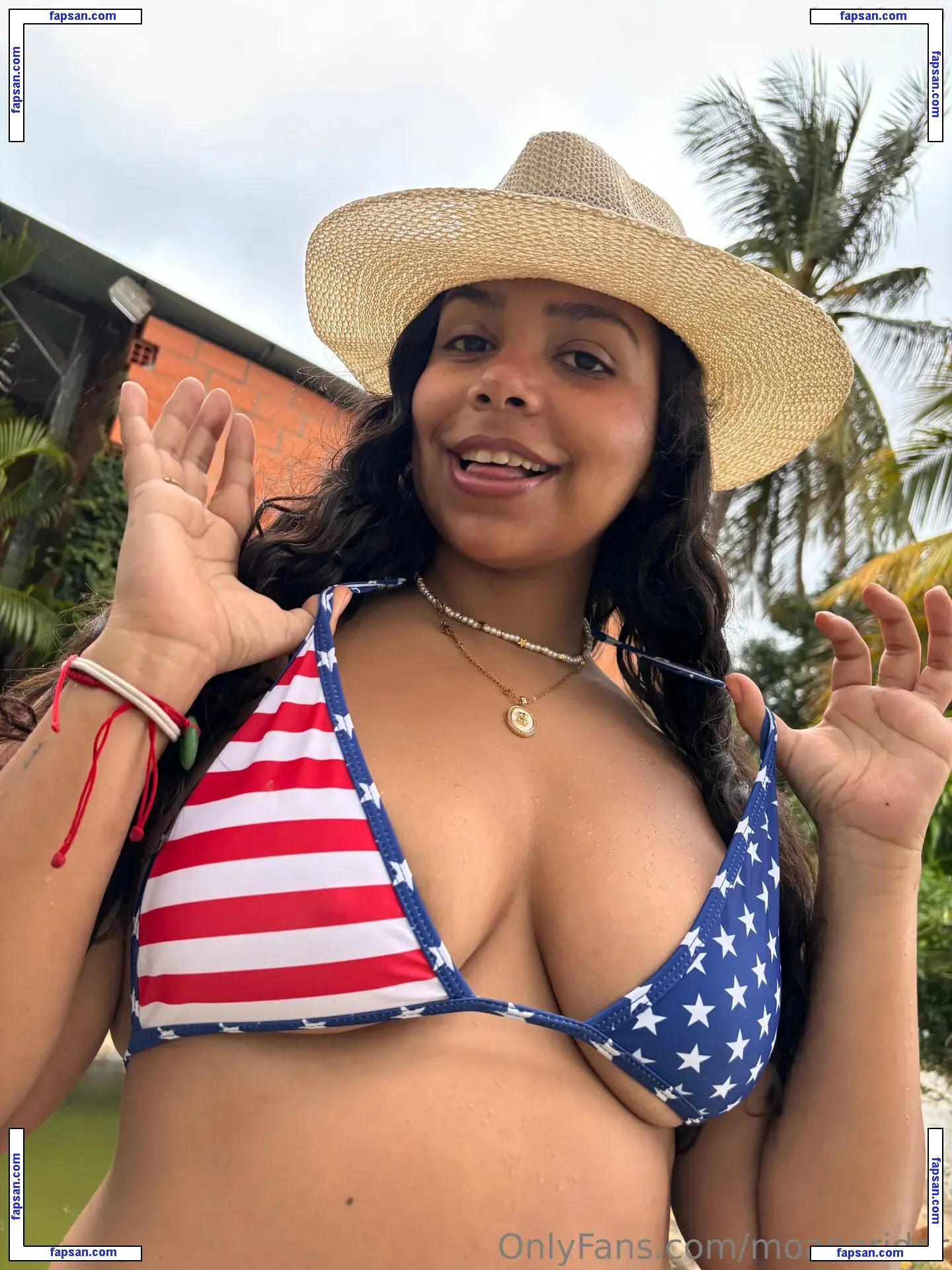 moanarider голая фото #0002 с Онлифанс