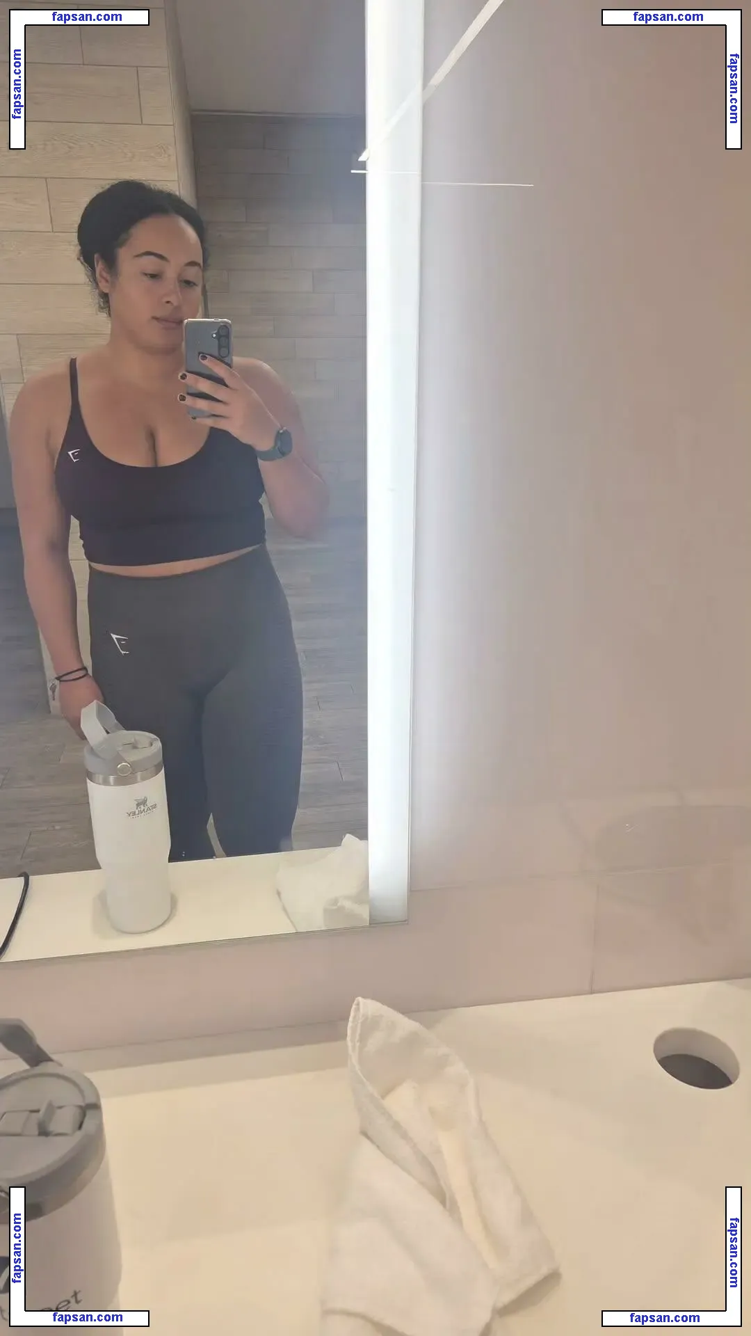 modernbritishrose голая фото #0022 с Онлифанс