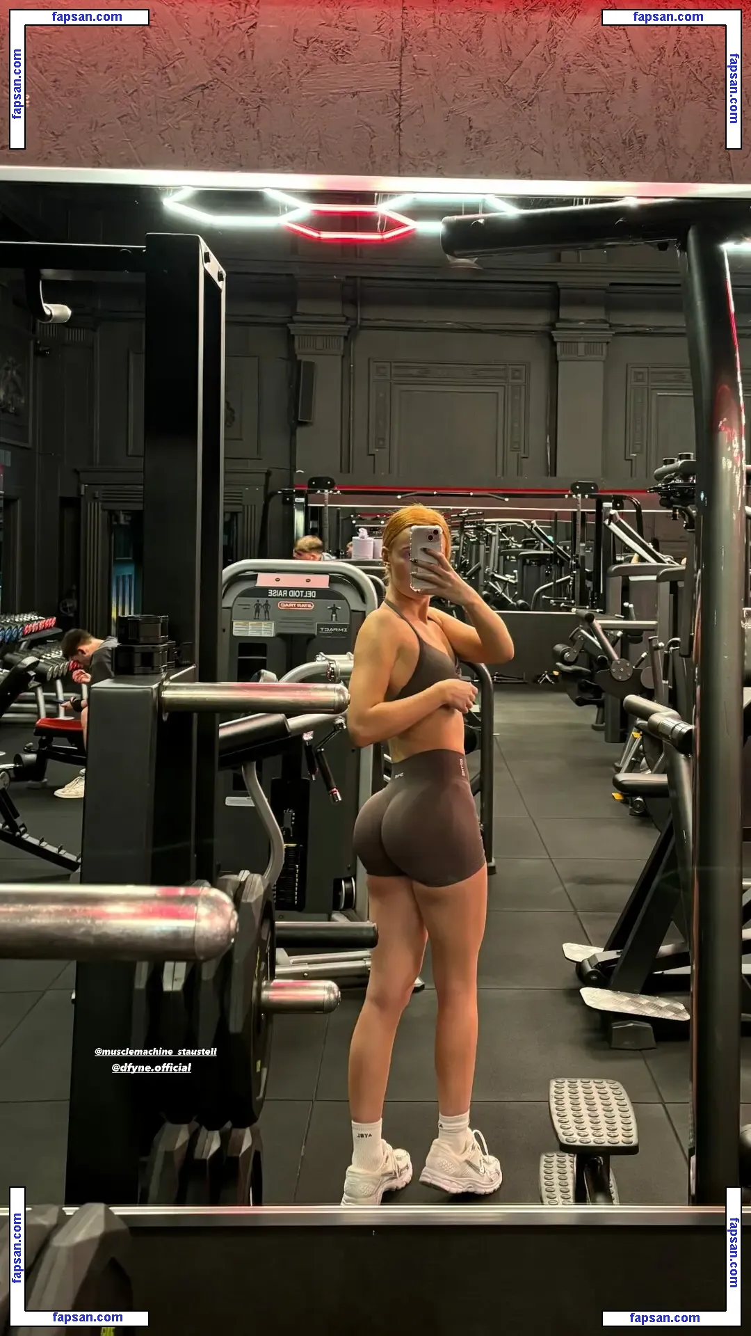 Mollie Street nude photo #0002 from OnlyFans